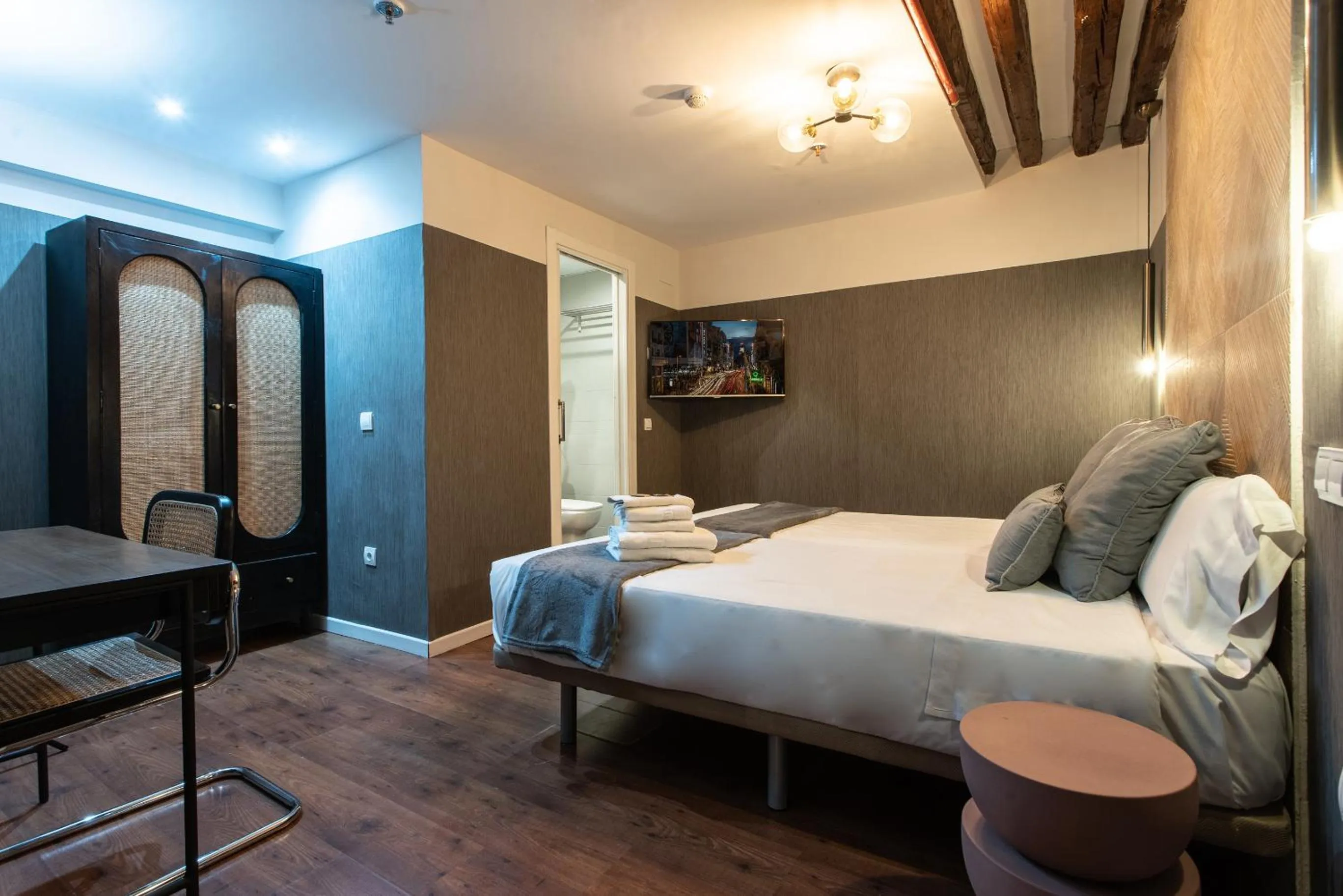 Bed in SUITES YOU Zinc