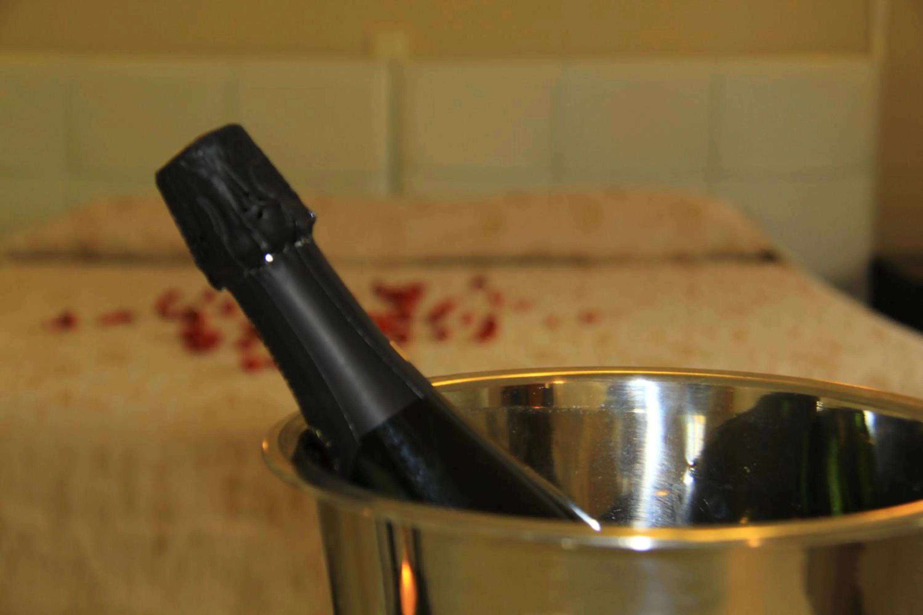 Decorative detail in SUITES YOU Zinc