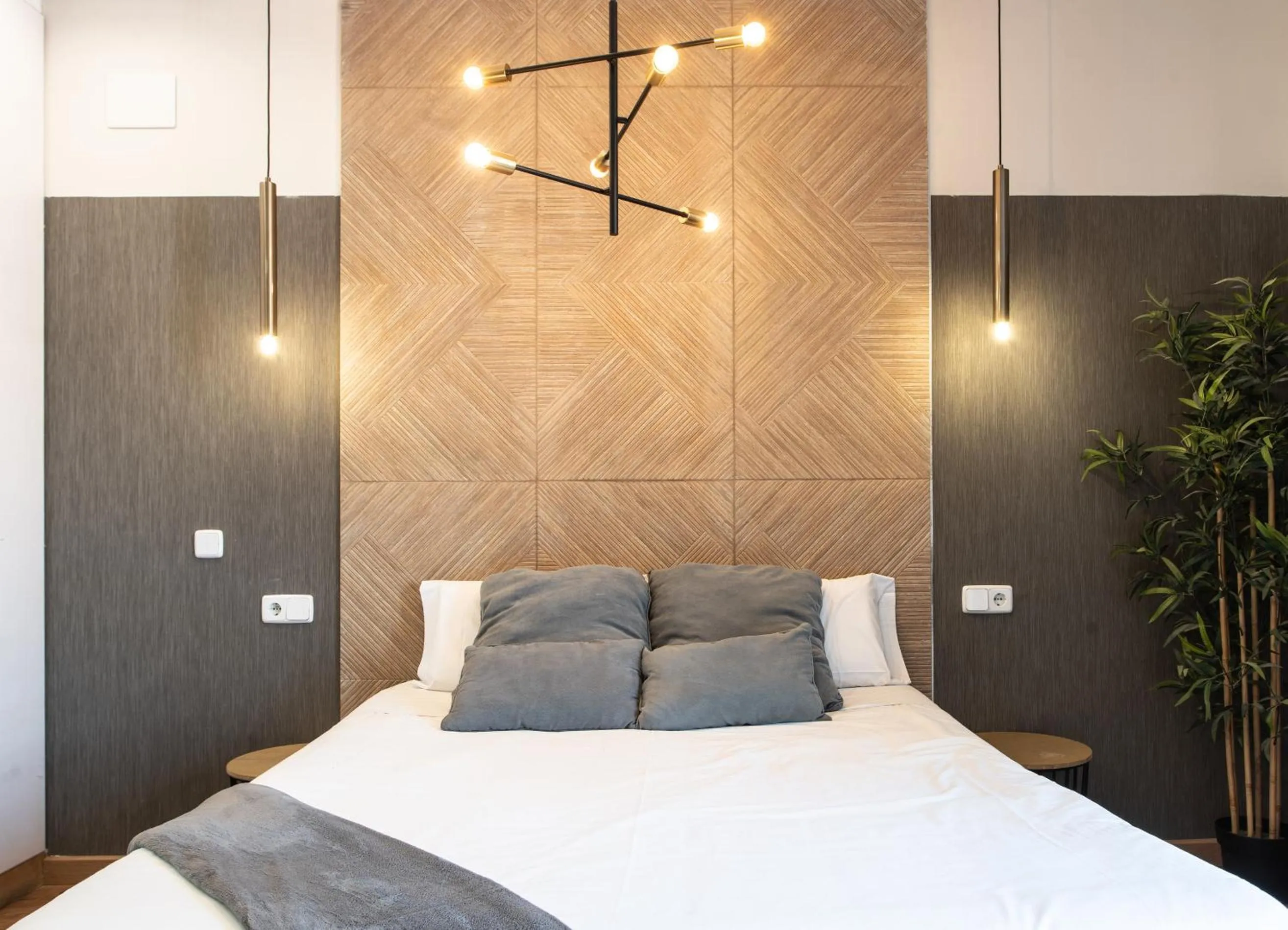 Bed in SUITES YOU Zinc