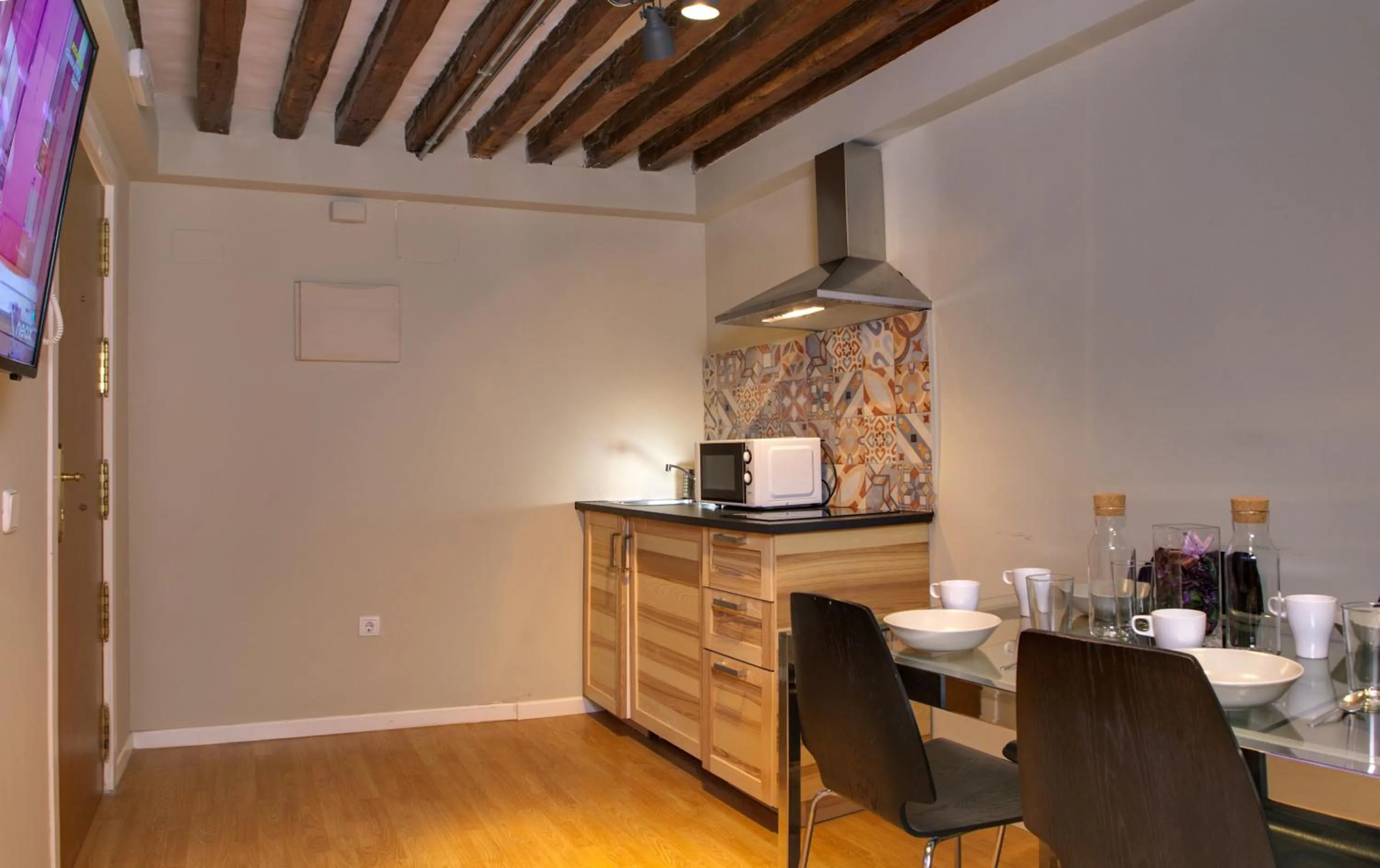 TV and multimedia in SUITES YOU Zinc