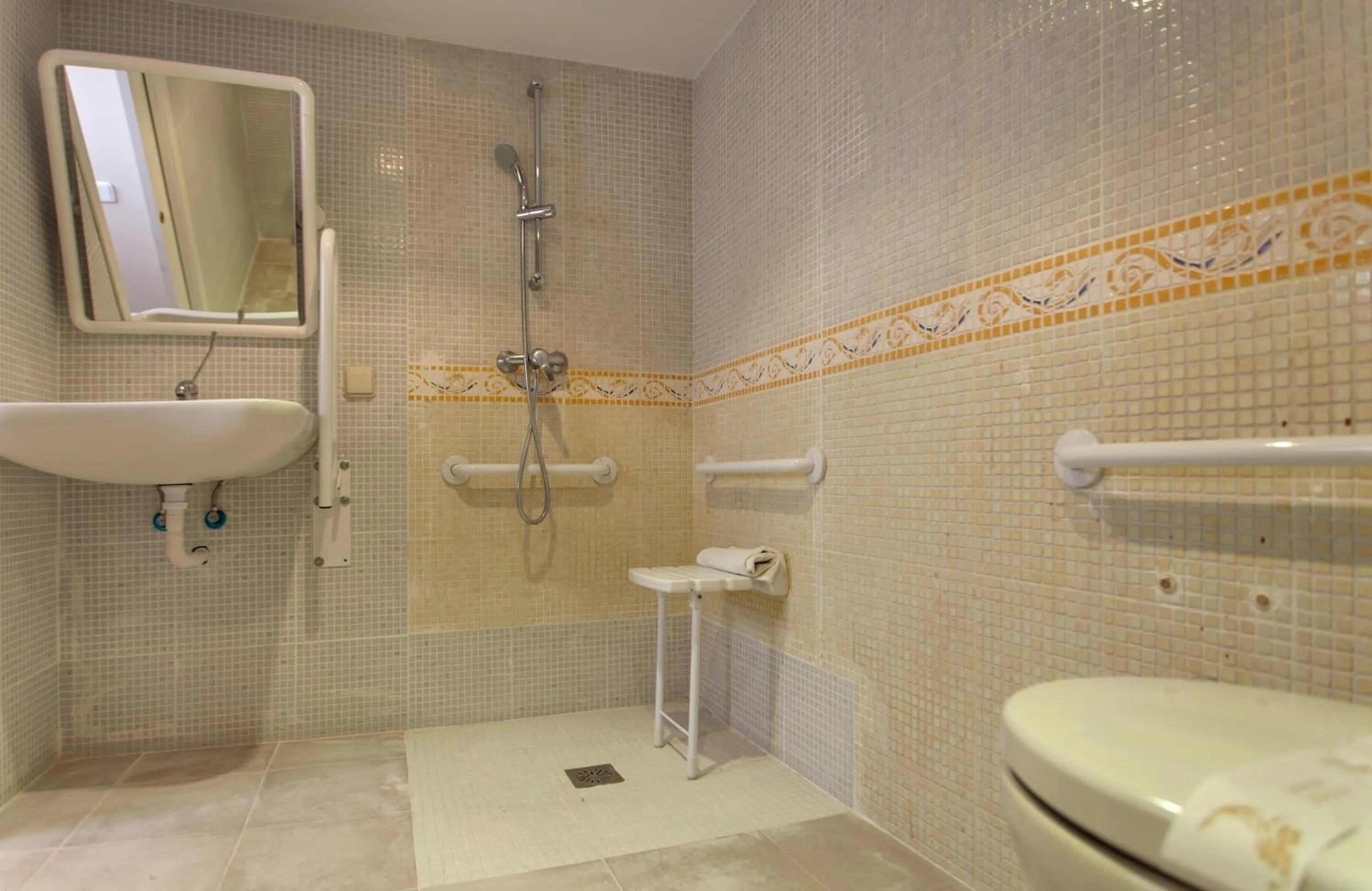 Bathroom in SUITES YOU Zinc