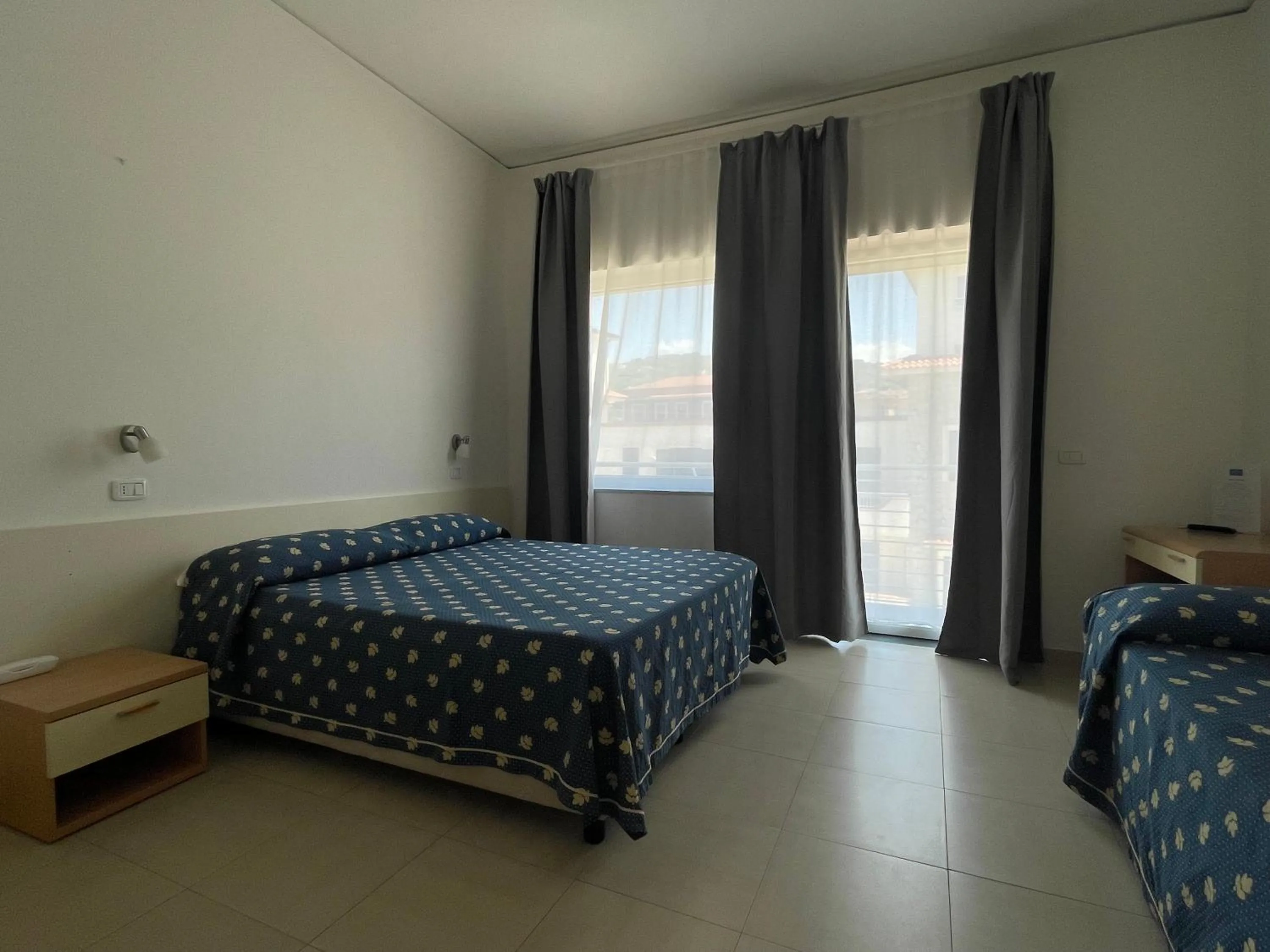 Photo of the whole room, Bed in Hotel Mare