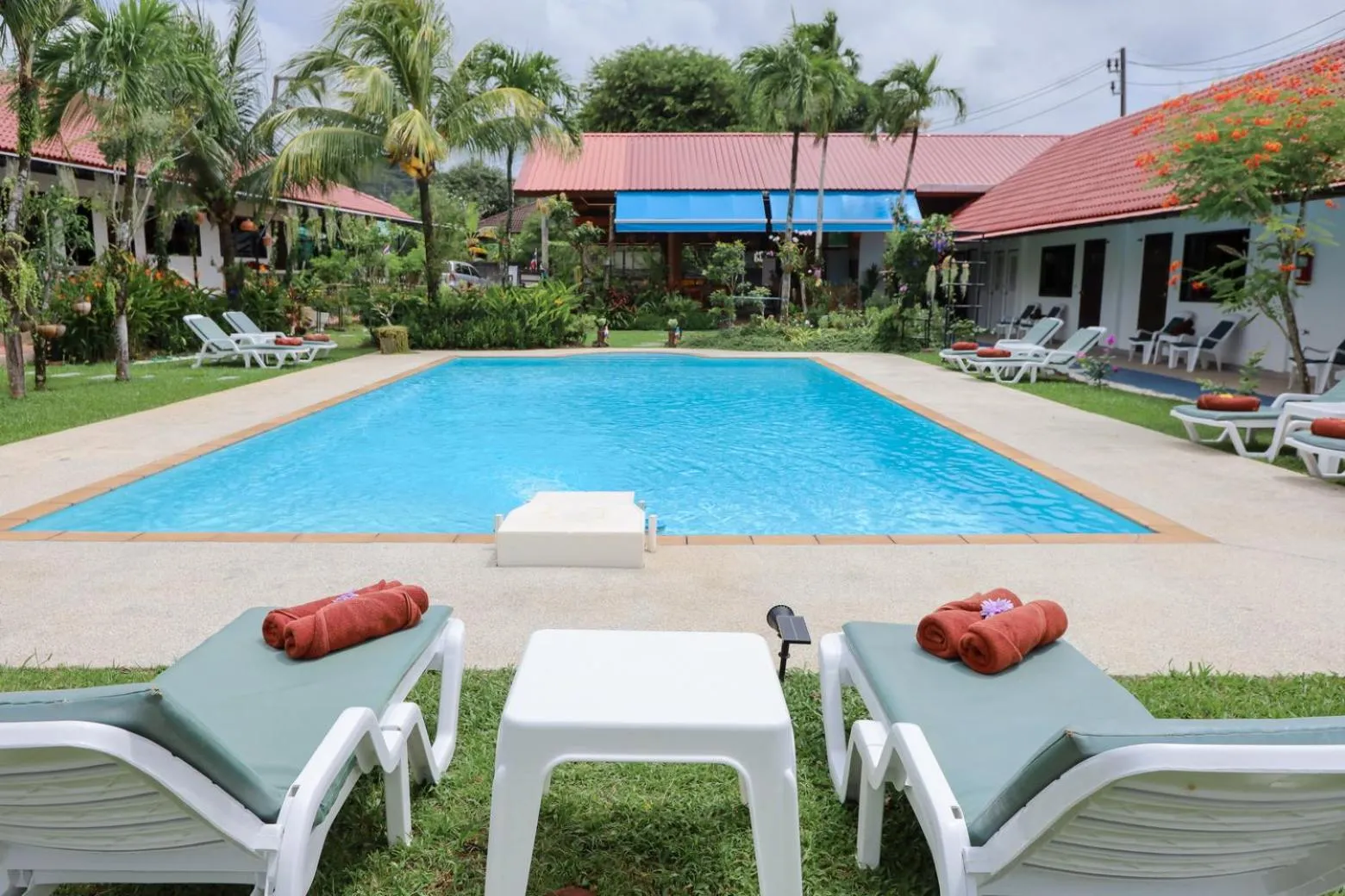 Swimming pool in The Golddiggers Resort