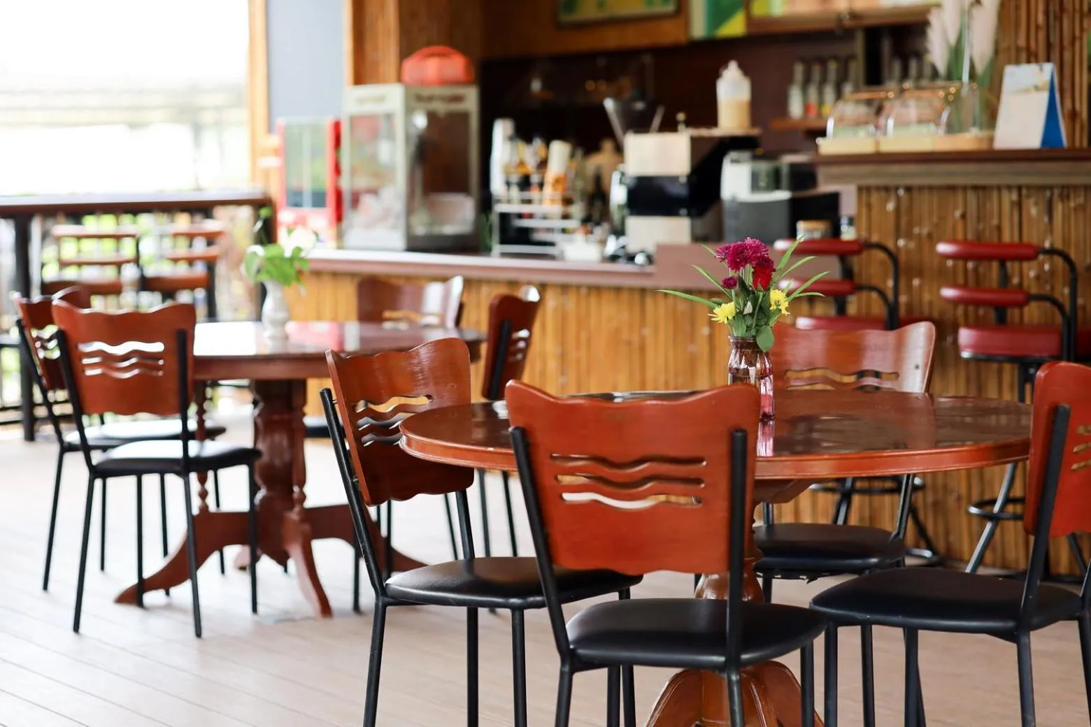 Restaurant/places to eat in The Golddiggers Resort