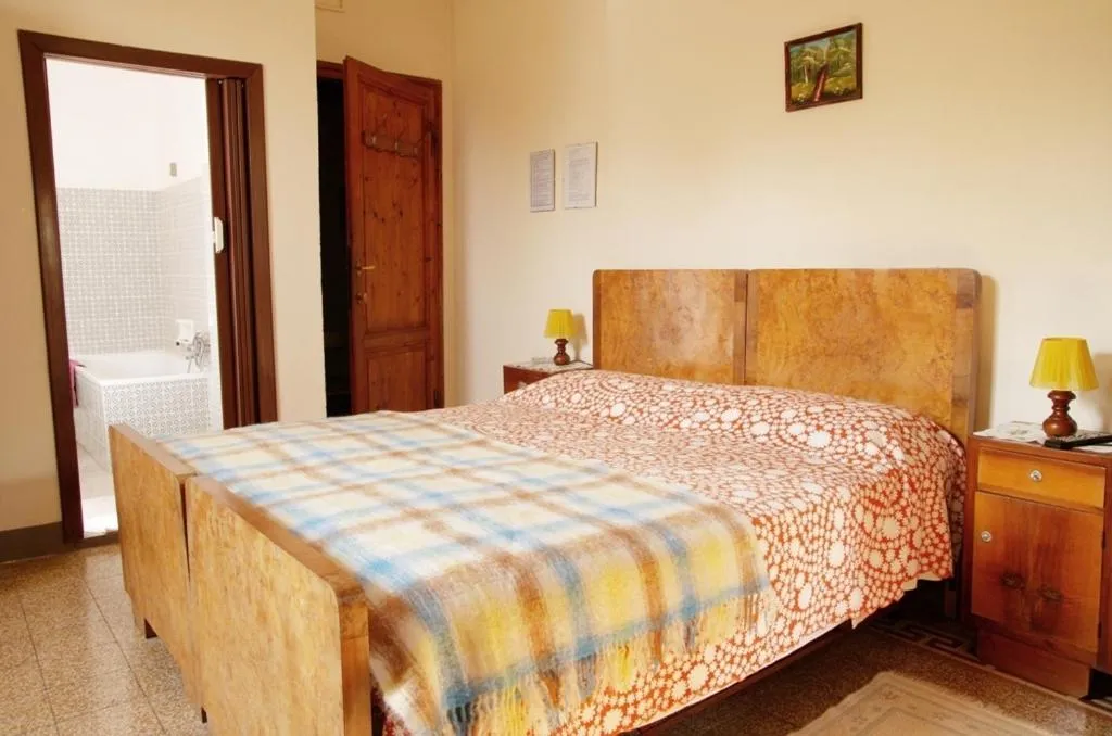 Bed in Albergo Ristorante Guidi
