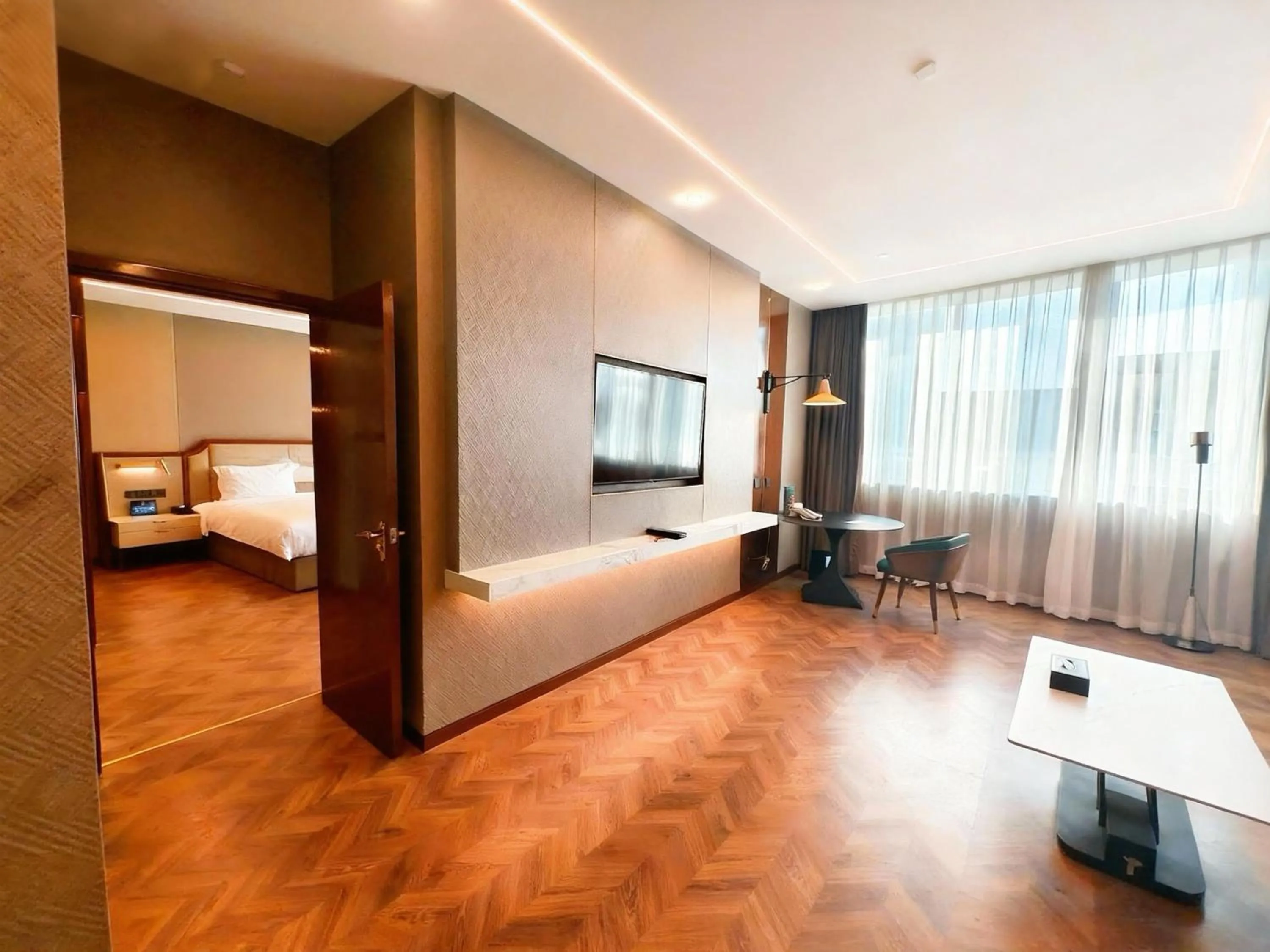 Photo of the whole room, Bed in Holiday Inn Beijing Chang An West by IHG