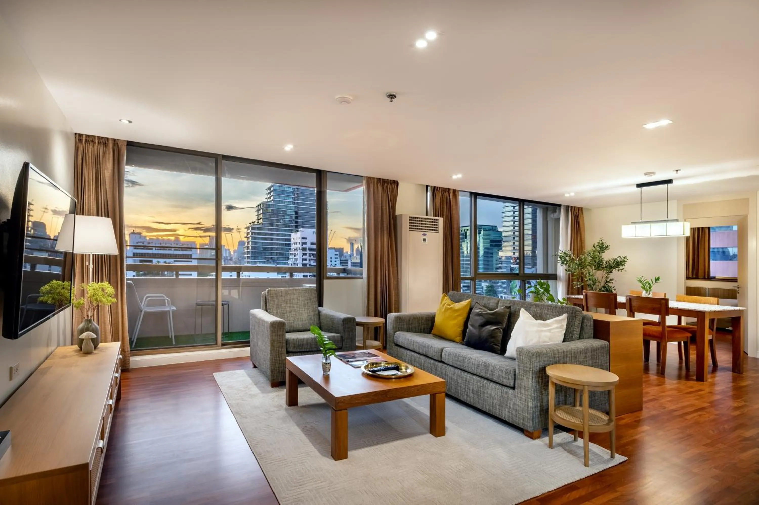 Living room in Bandara Suites Silom, Bangkok