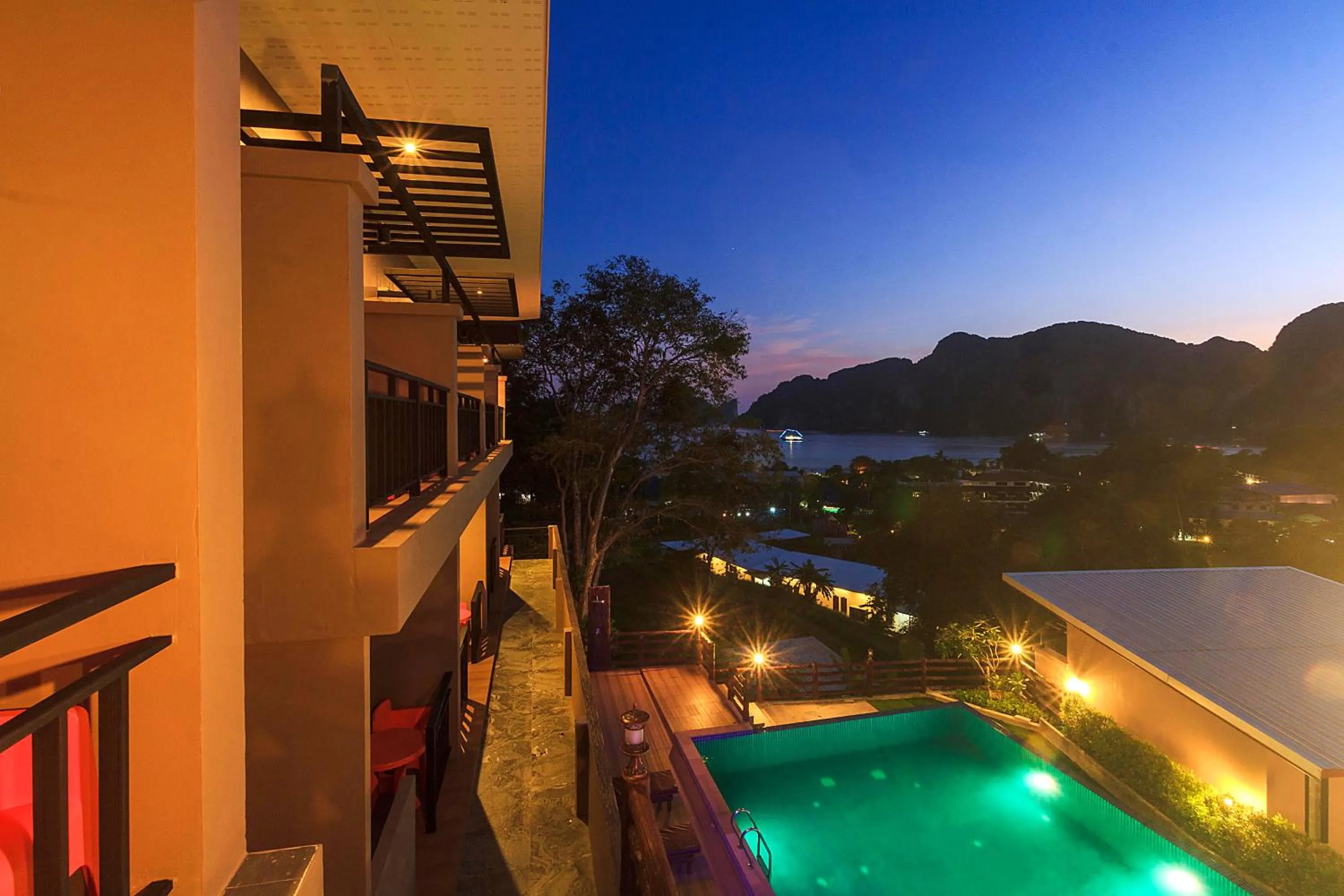 Swimming pool in Phi Phi Top View Resort