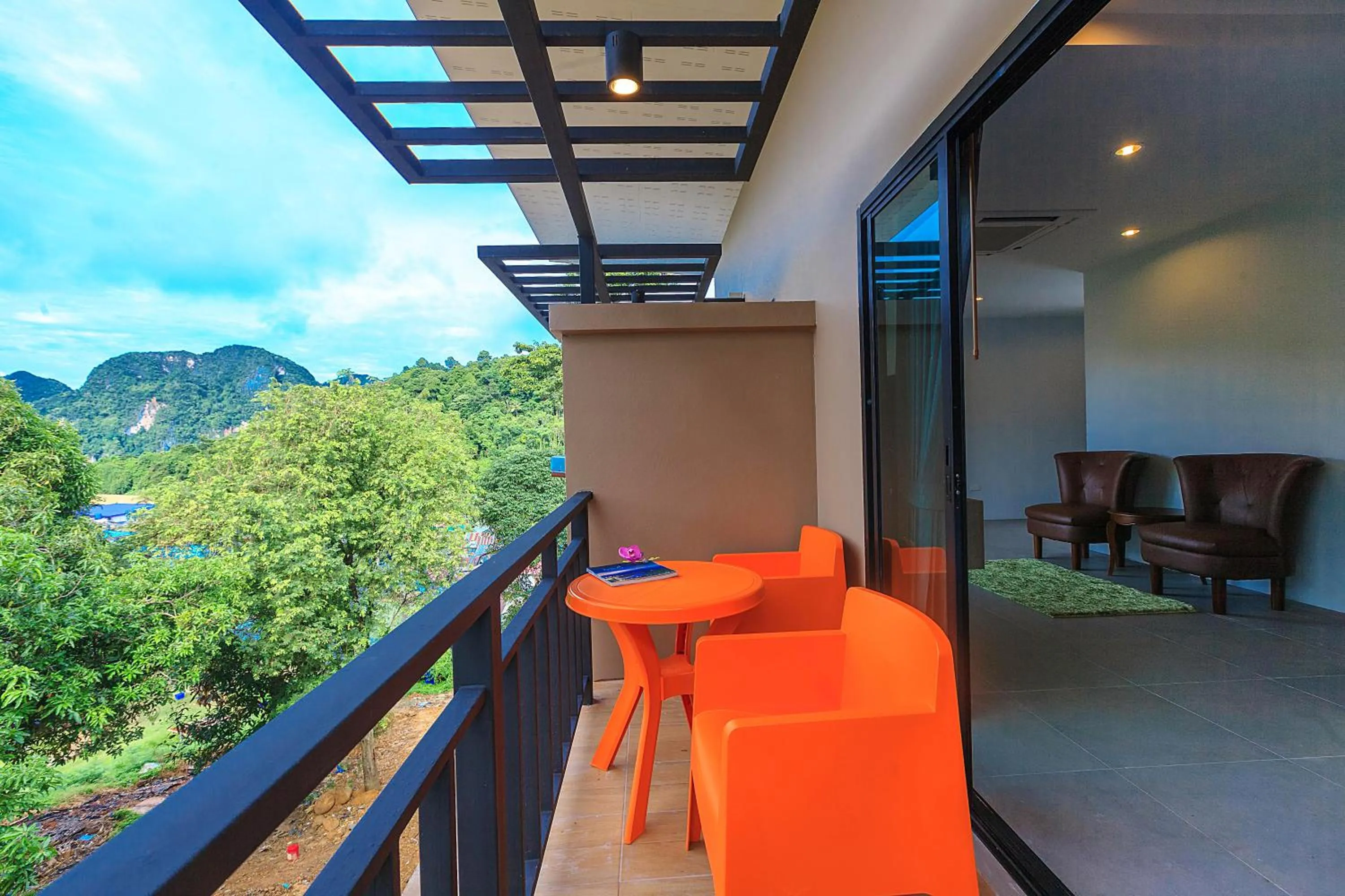 Balcony/Terrace in Phi Phi Top View Resort