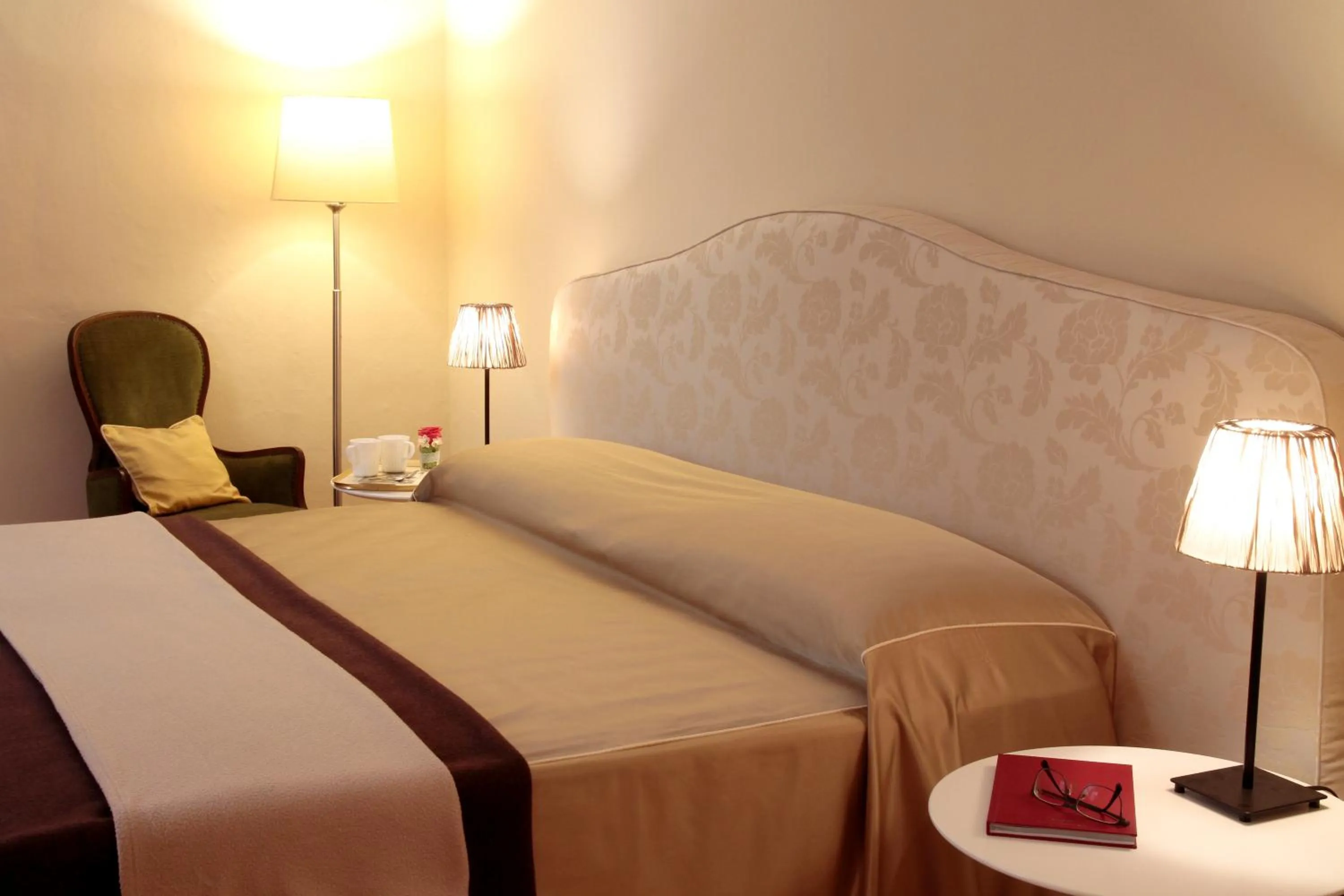 Bedroom, Bed in B&B A Florence View