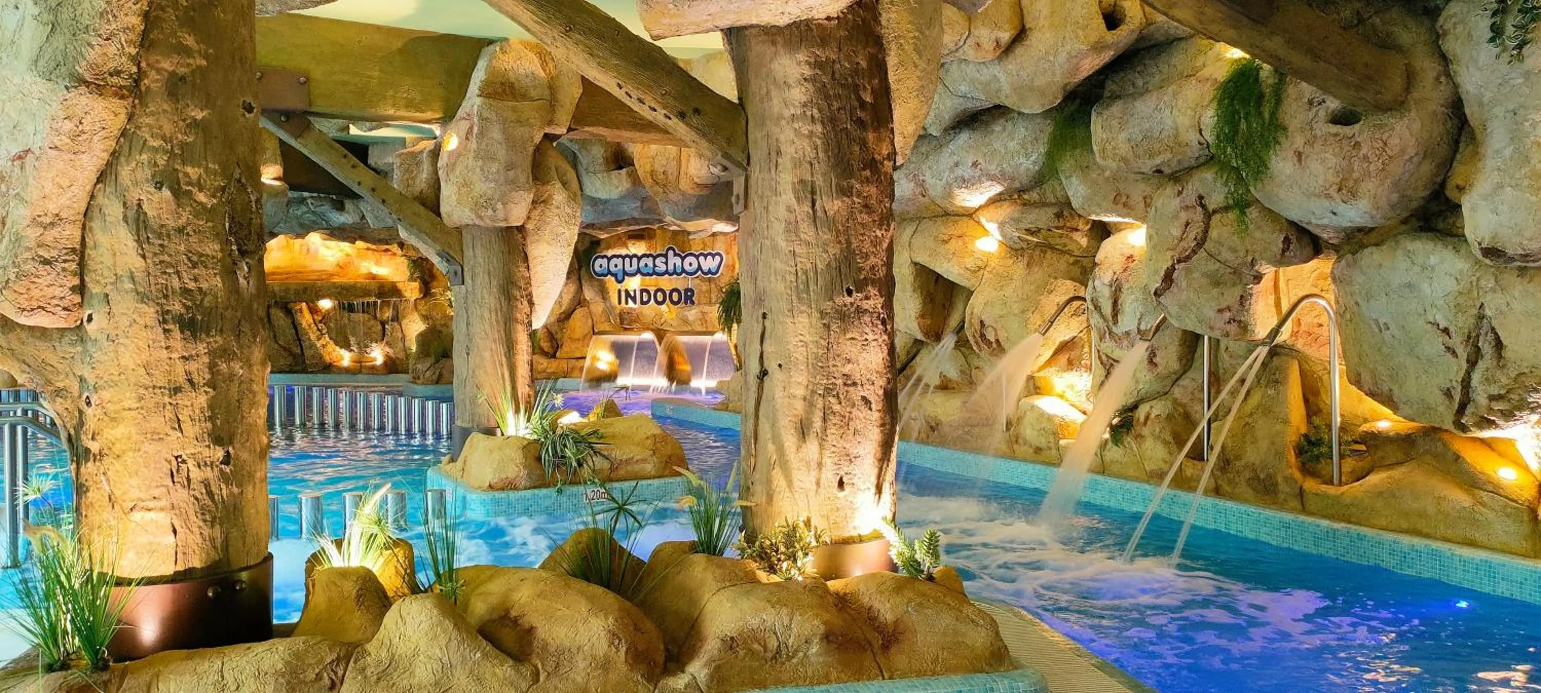 Aqua park in Aquashow Park Hotel