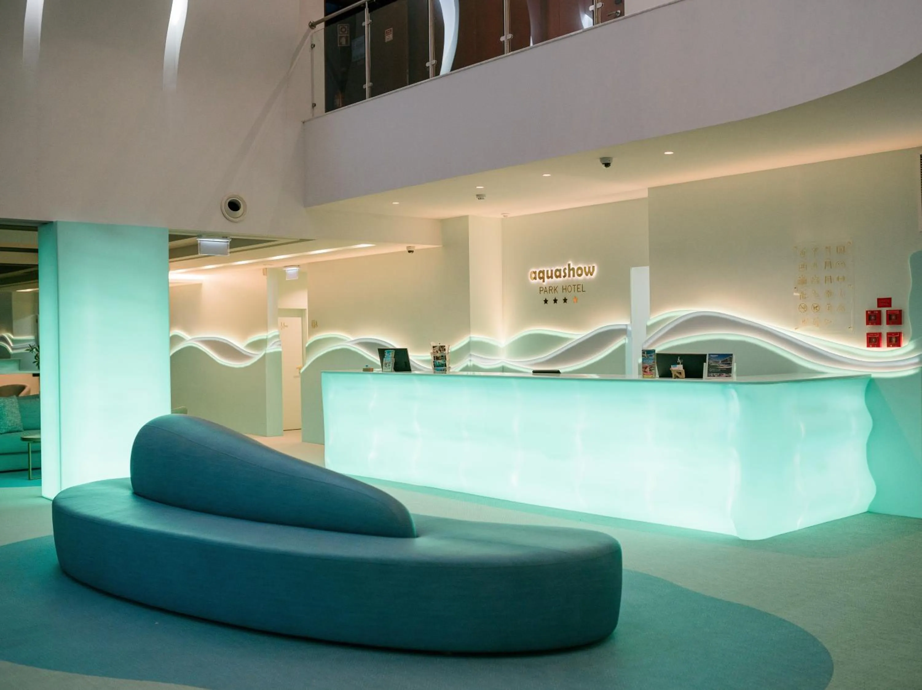 Lobby or reception in Aquashow Park Hotel