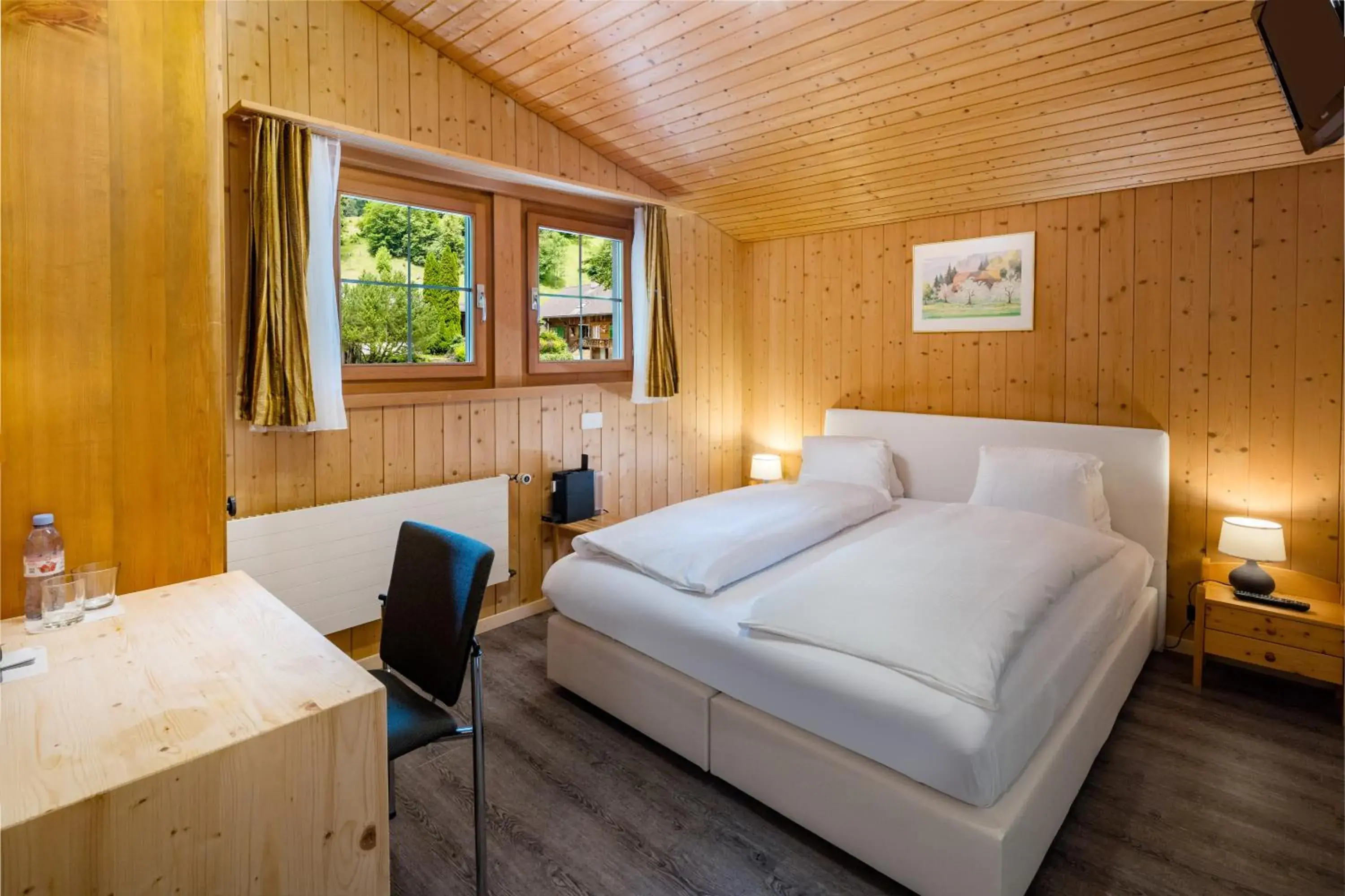 Classic Budget Double Room with Mountain View in Hotel Lindenhof by Crossworld AG Classic Budget Double Room with Mountain View in Hotel Lindenhof by Crossworld AG