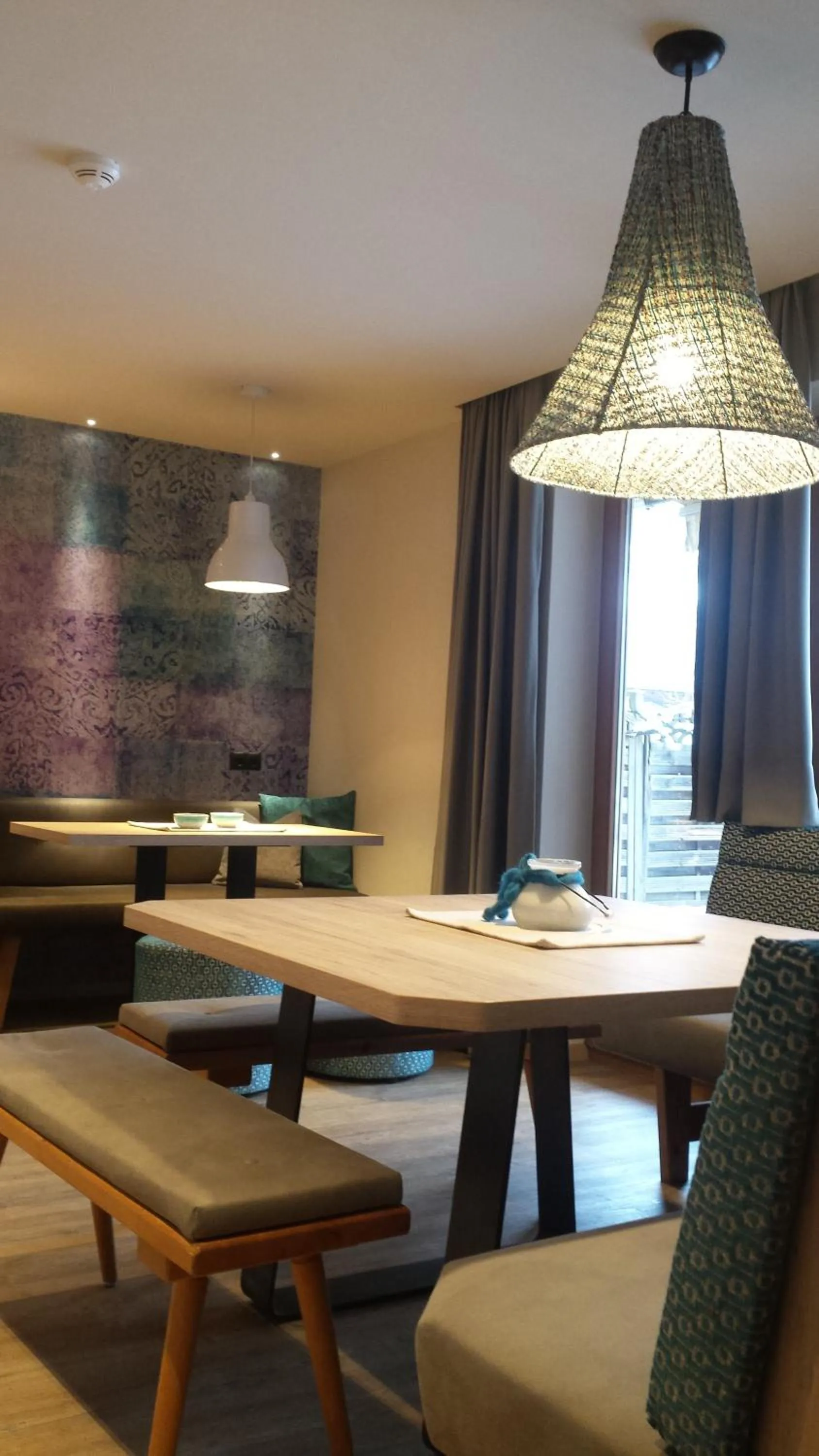 Dining area in Appartement Zillertal Klee mit Restaurant KleemenTine