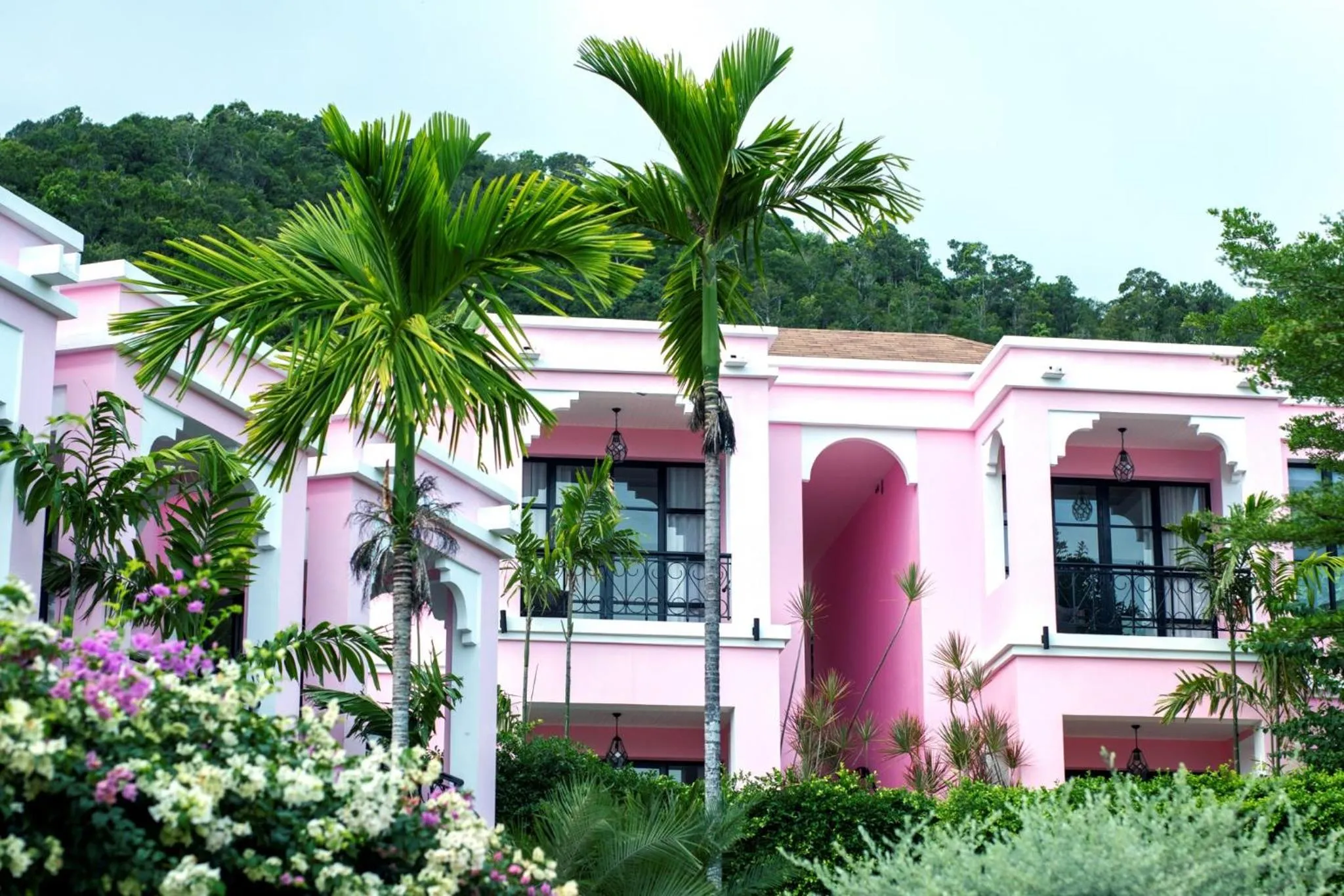 Property building in Absolute Sanctuary