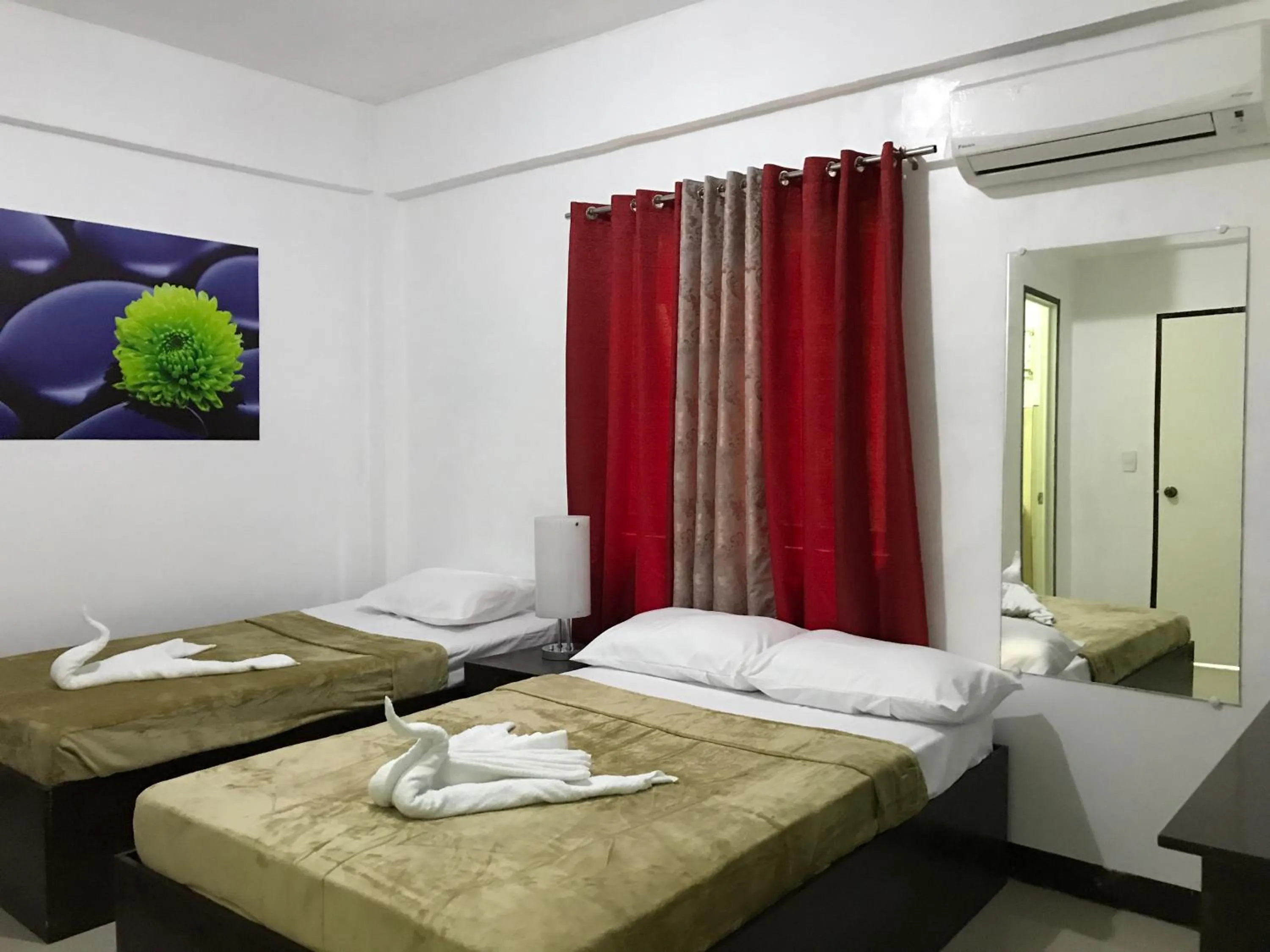 Bed in 4C's Tourist Lodge