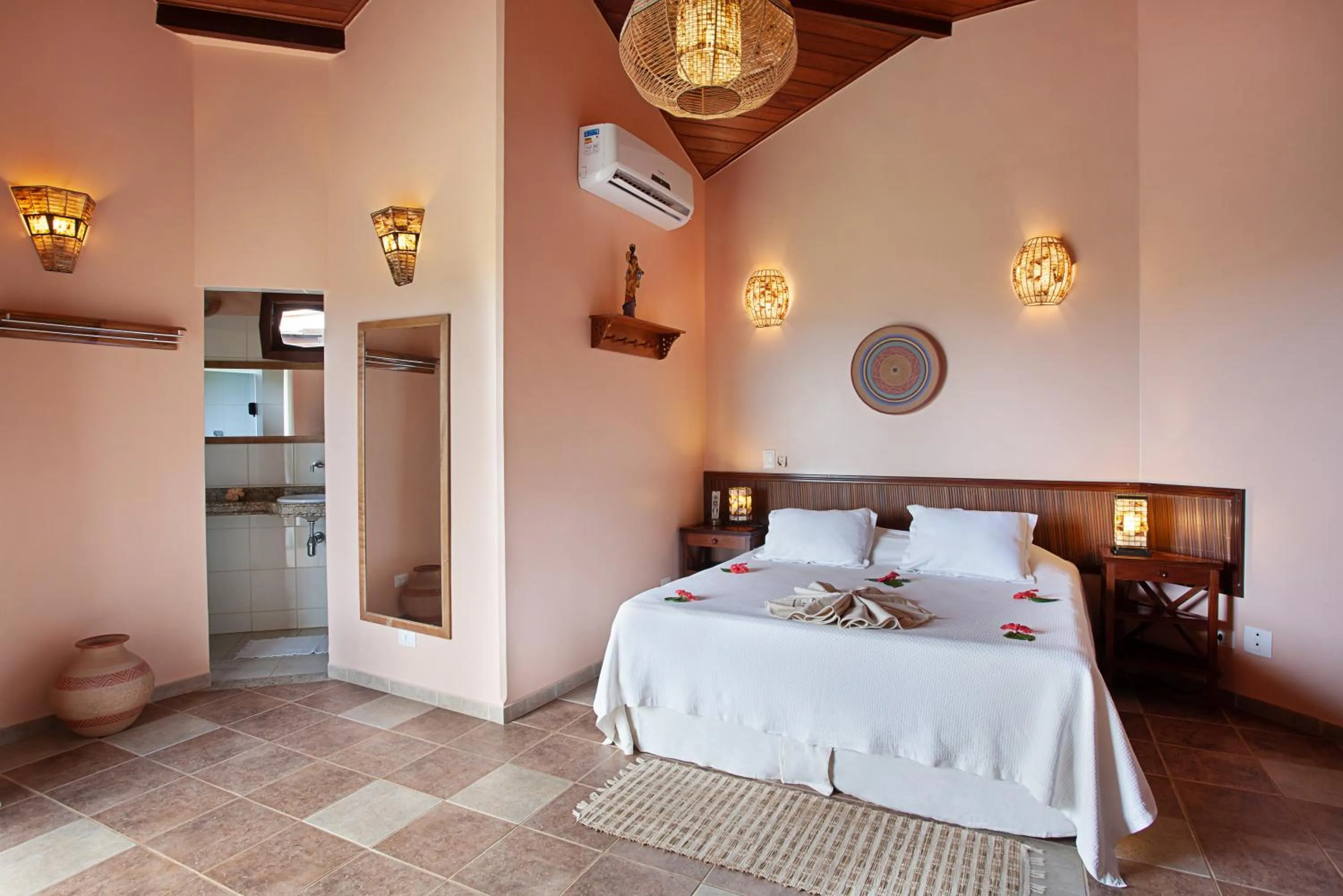 Photo of the whole room, Bed in Pousada Mangabeiras