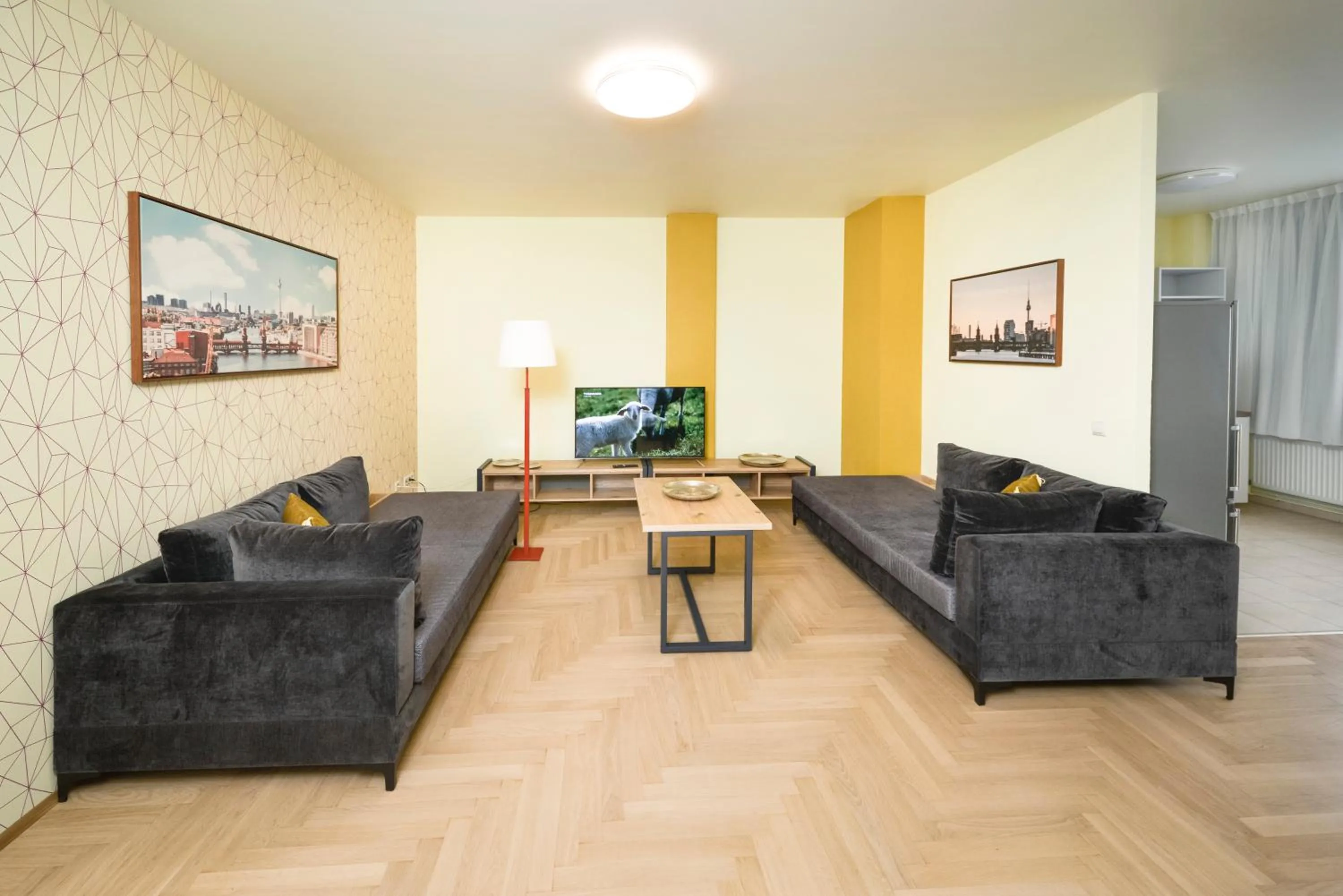 TV and multimedia in AMC Apartments Ku'damm & Bundesallee