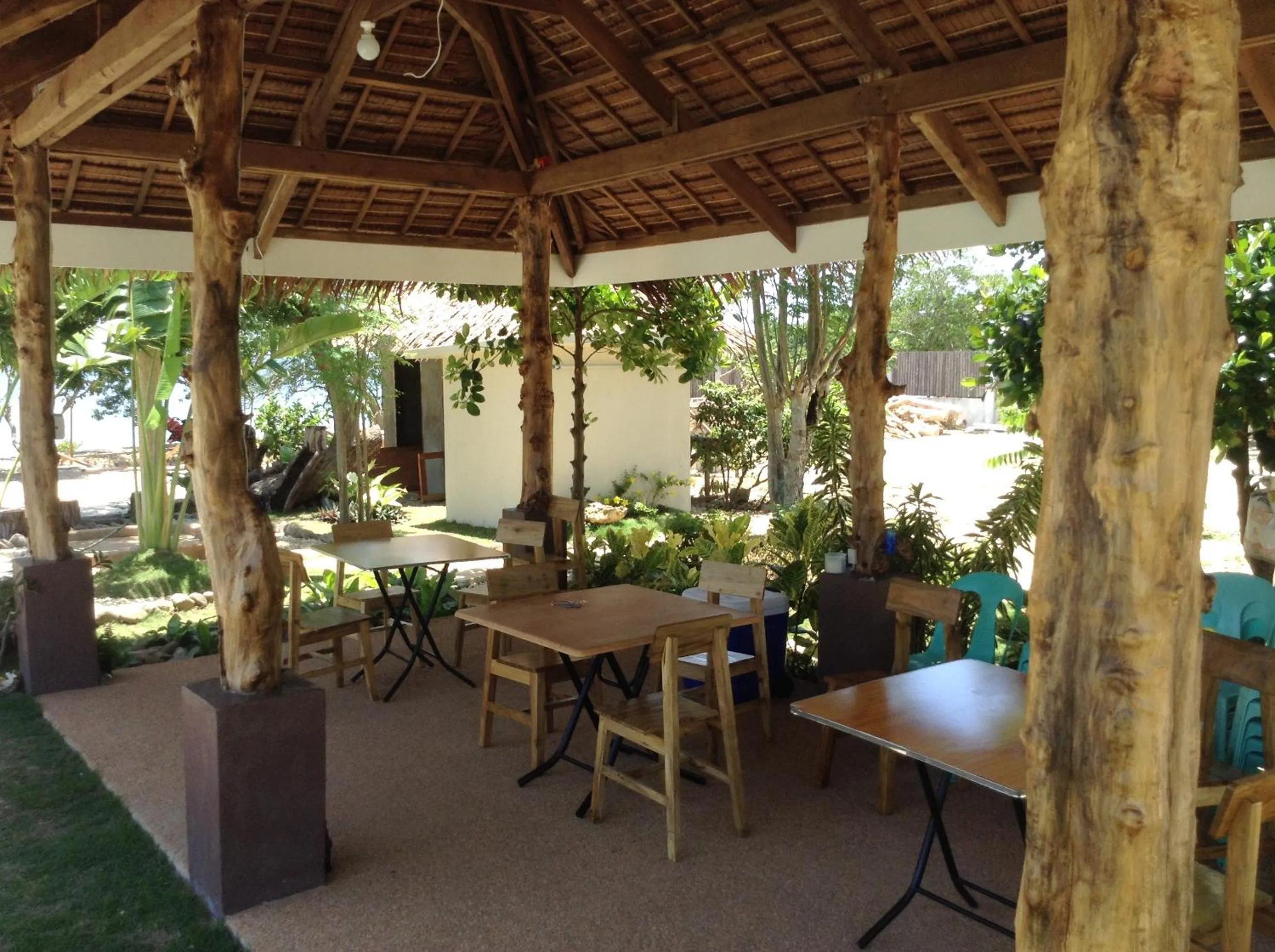 Restaurant/places to eat in Adayo Cove Resort