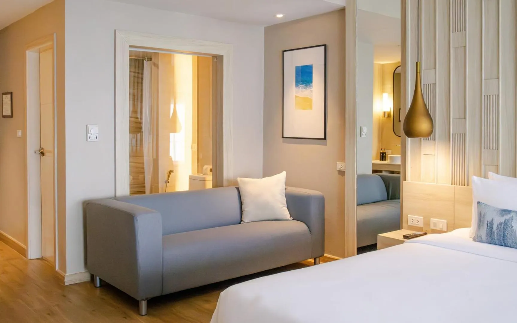 Bed in Namaka Resort Kamala