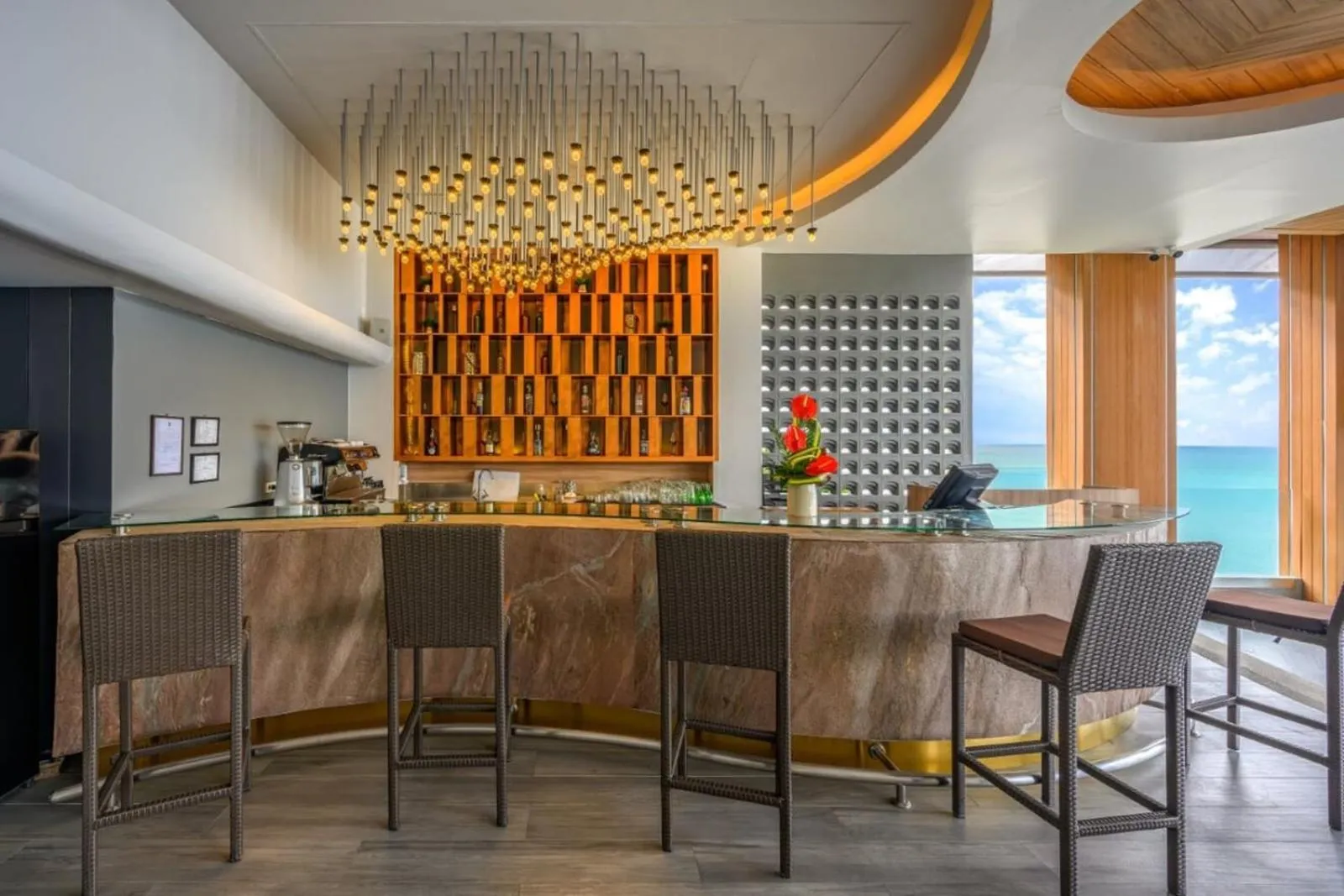 Lounge or bar in Namaka Resort Kamala