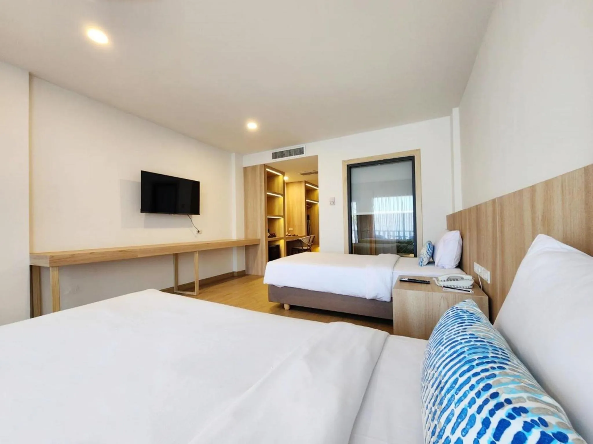 Bedroom, Bed in Namaka Resort Kamala