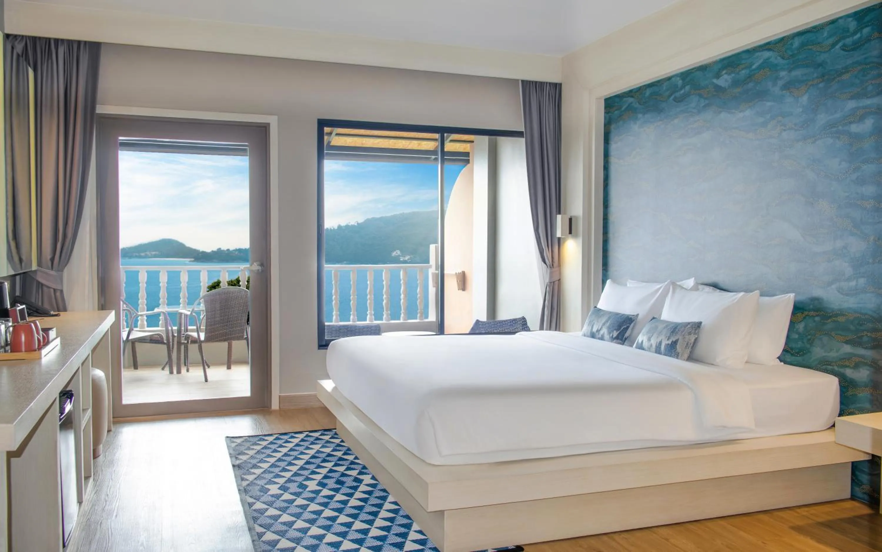 Bed in Namaka Resort Kamala