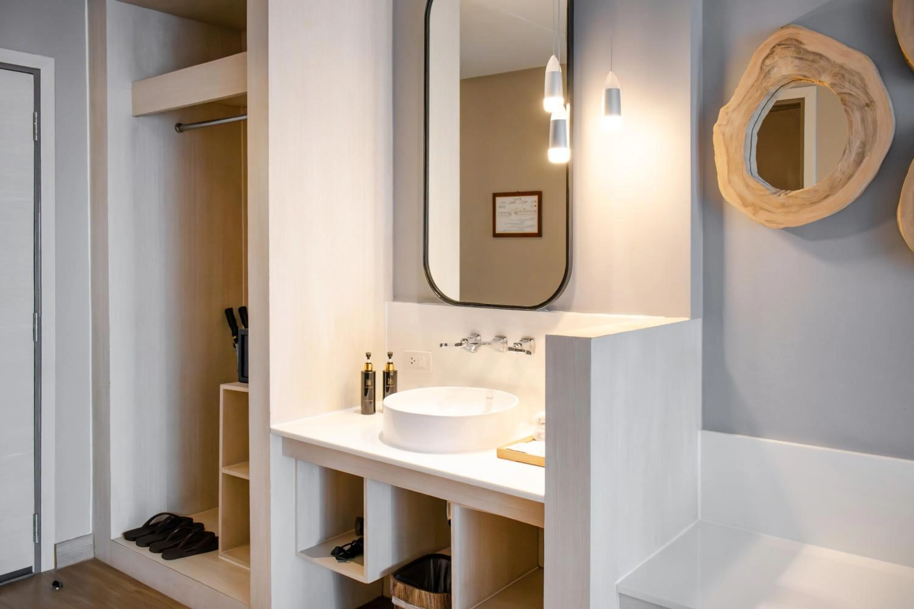 Area and facilities in Namaka Resort Kamala