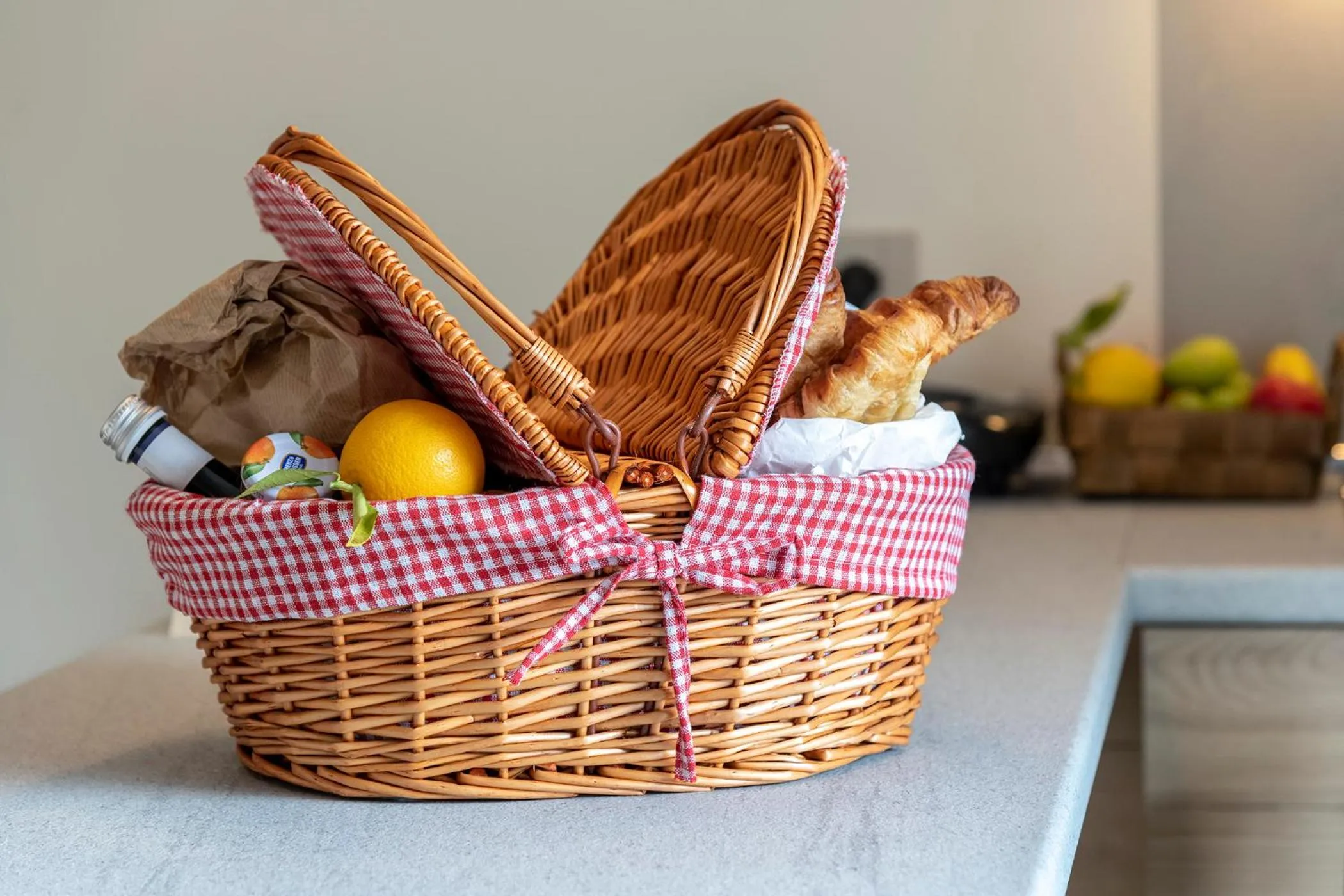 Food and drinks in Evo Suites Apartments