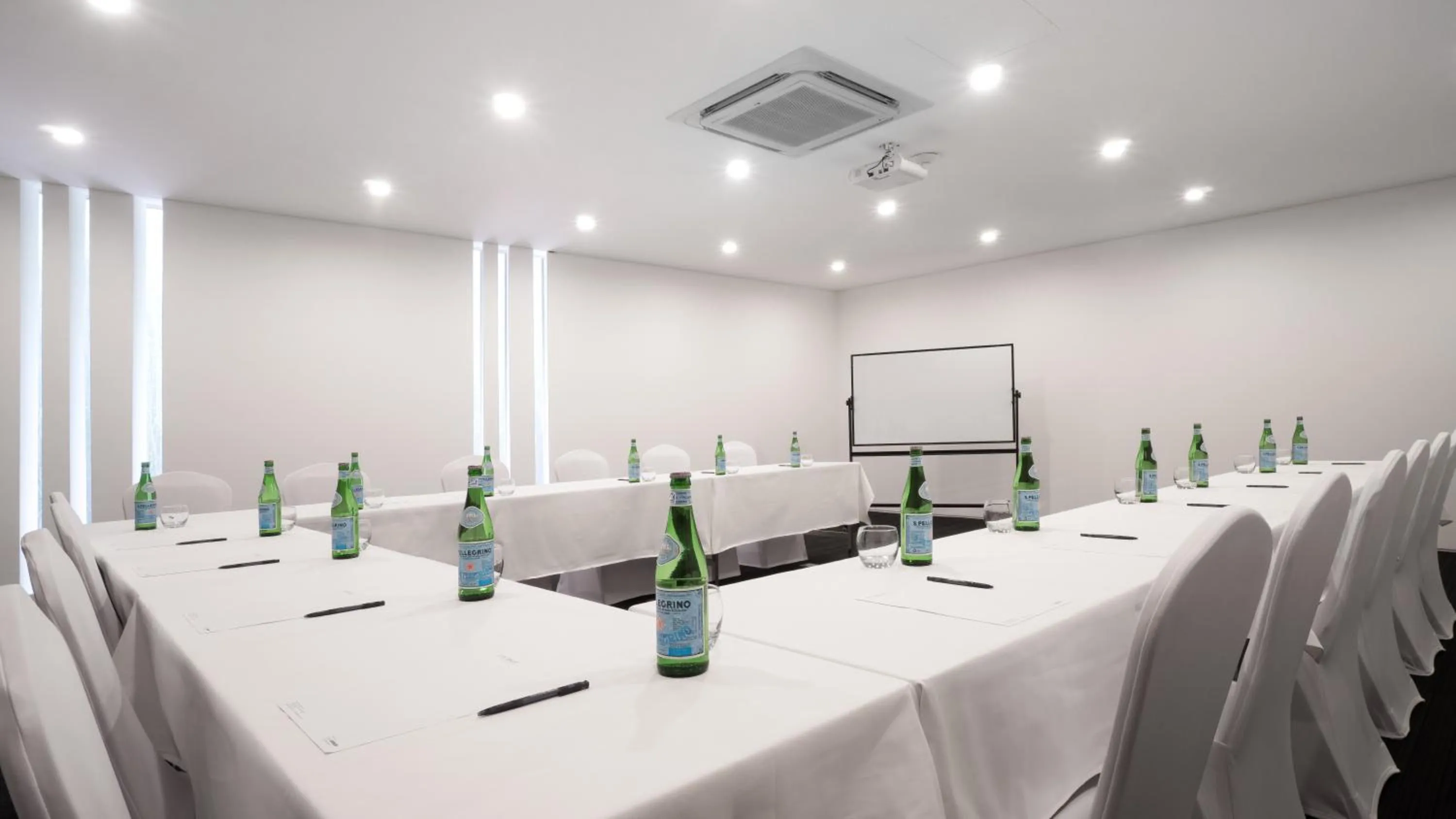 Business facilities in The Bale Phnom Penh by LifestyleRetreats