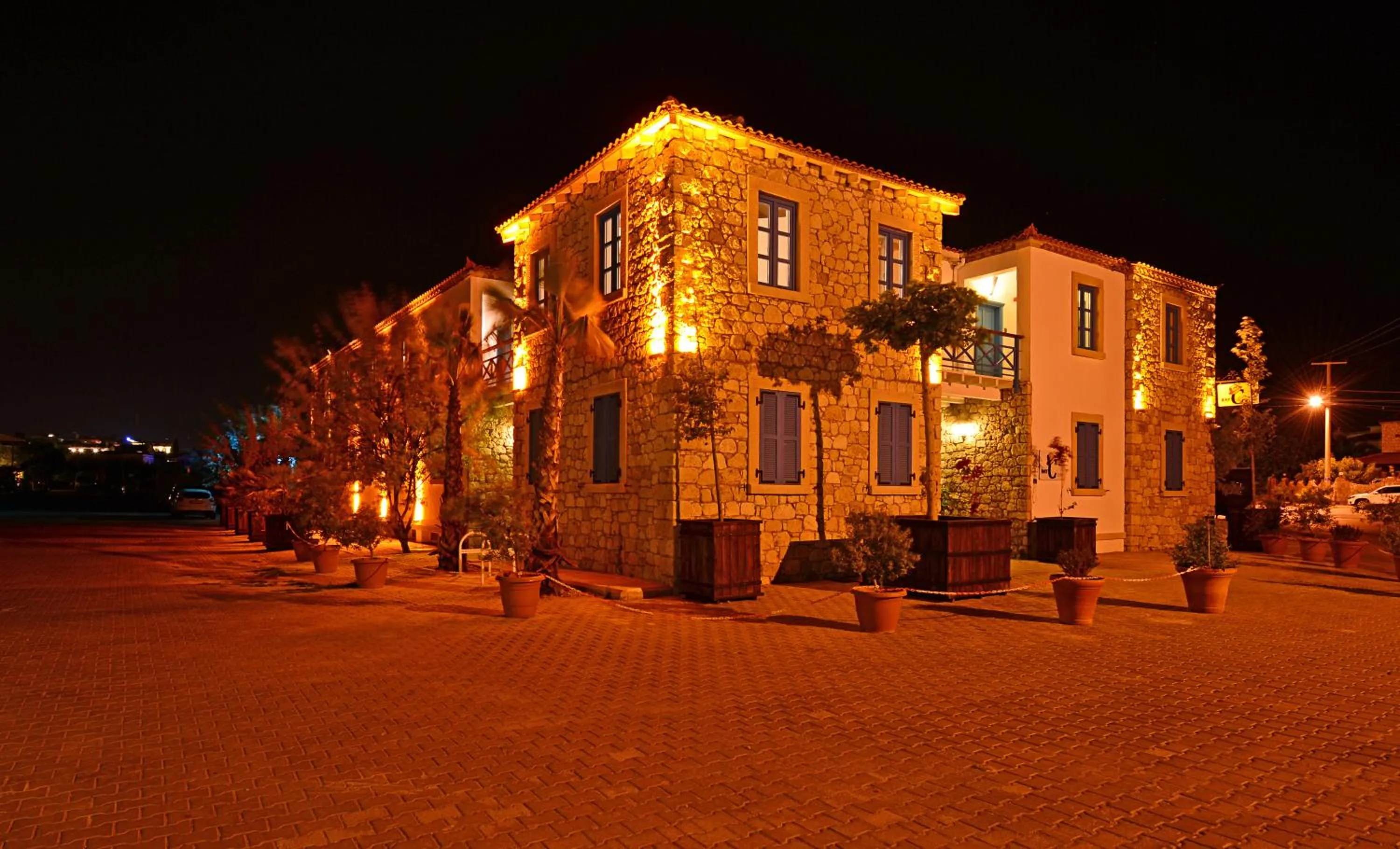 Property building in Bay C