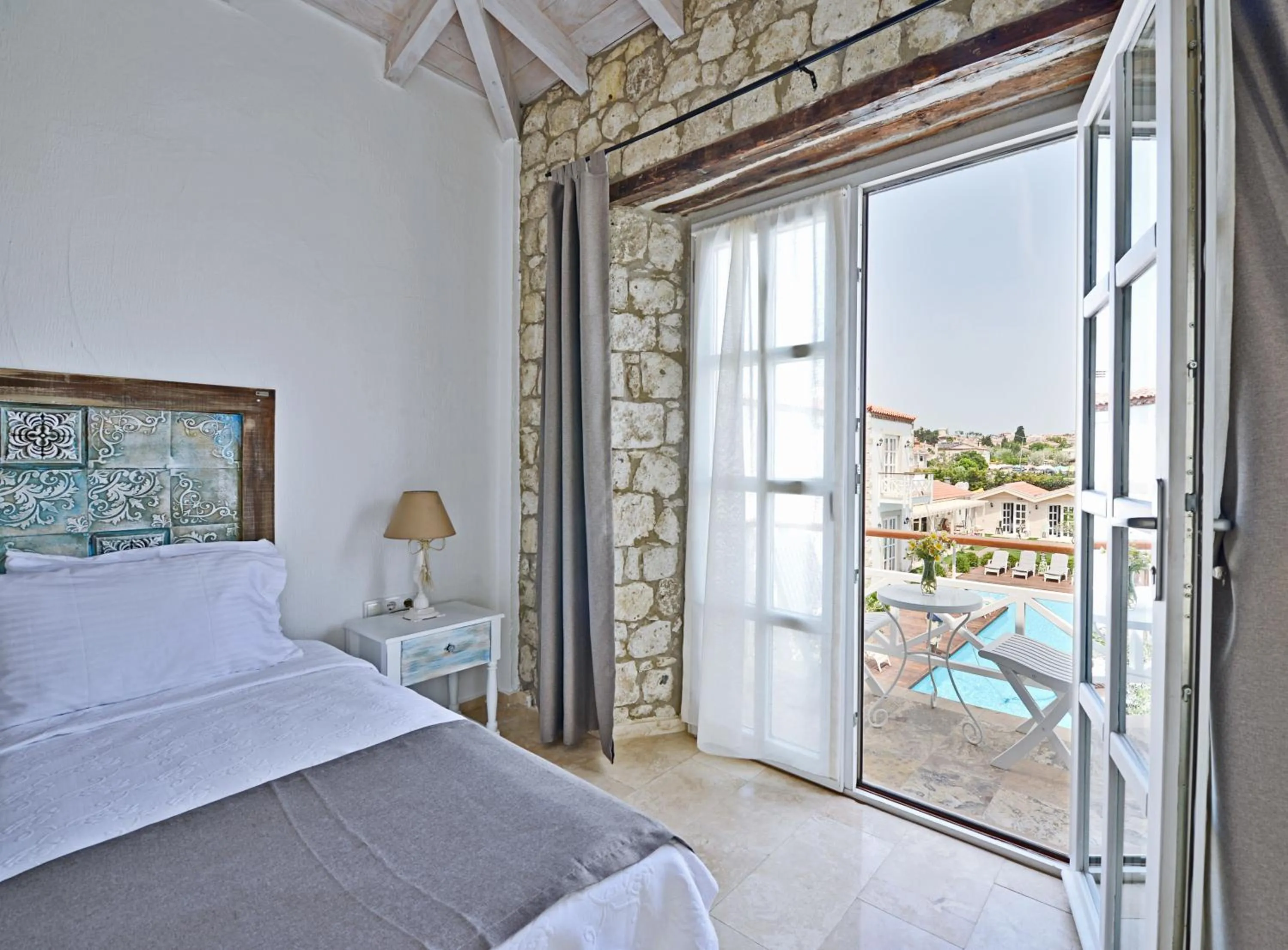 Balcony/Terrace, Bed in Bay C