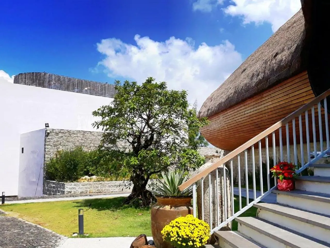 Garden view in Casa Marina Resort