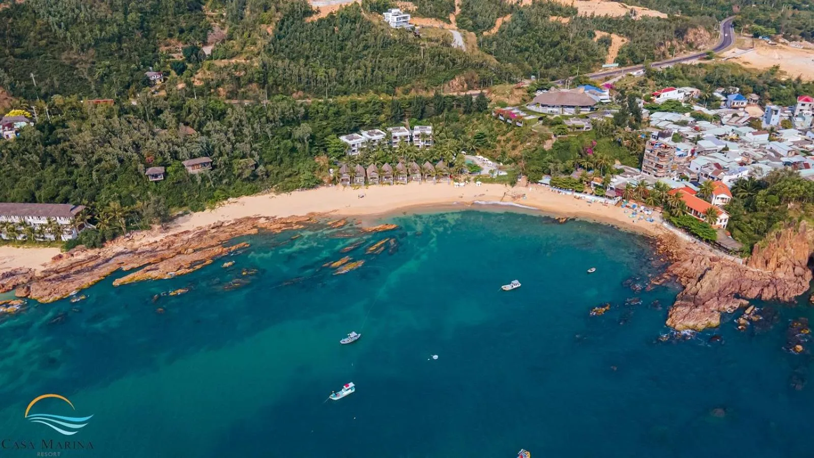 Day in Casa Marina Resort