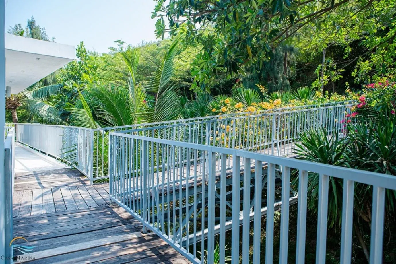 Day in Casa Marina Resort