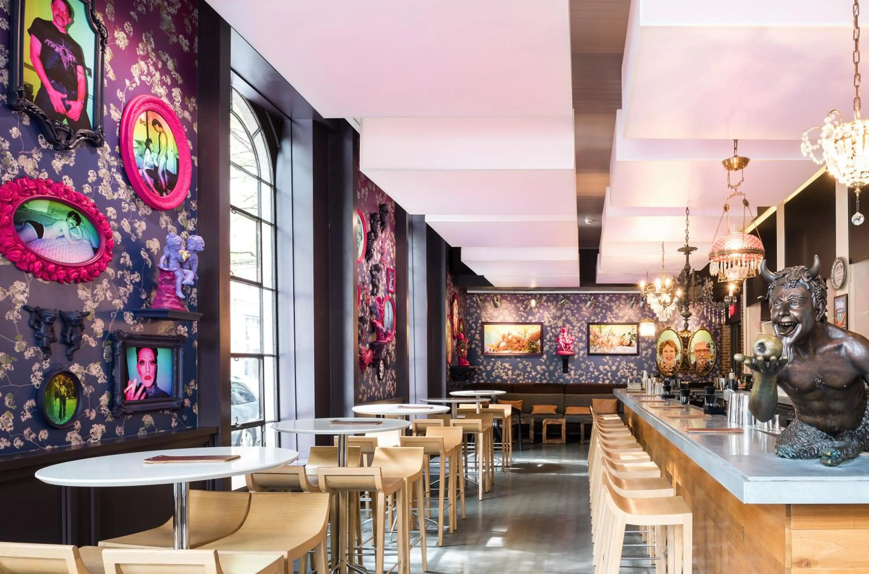 Lounge or bar in 21c Museum Hotel Louisville