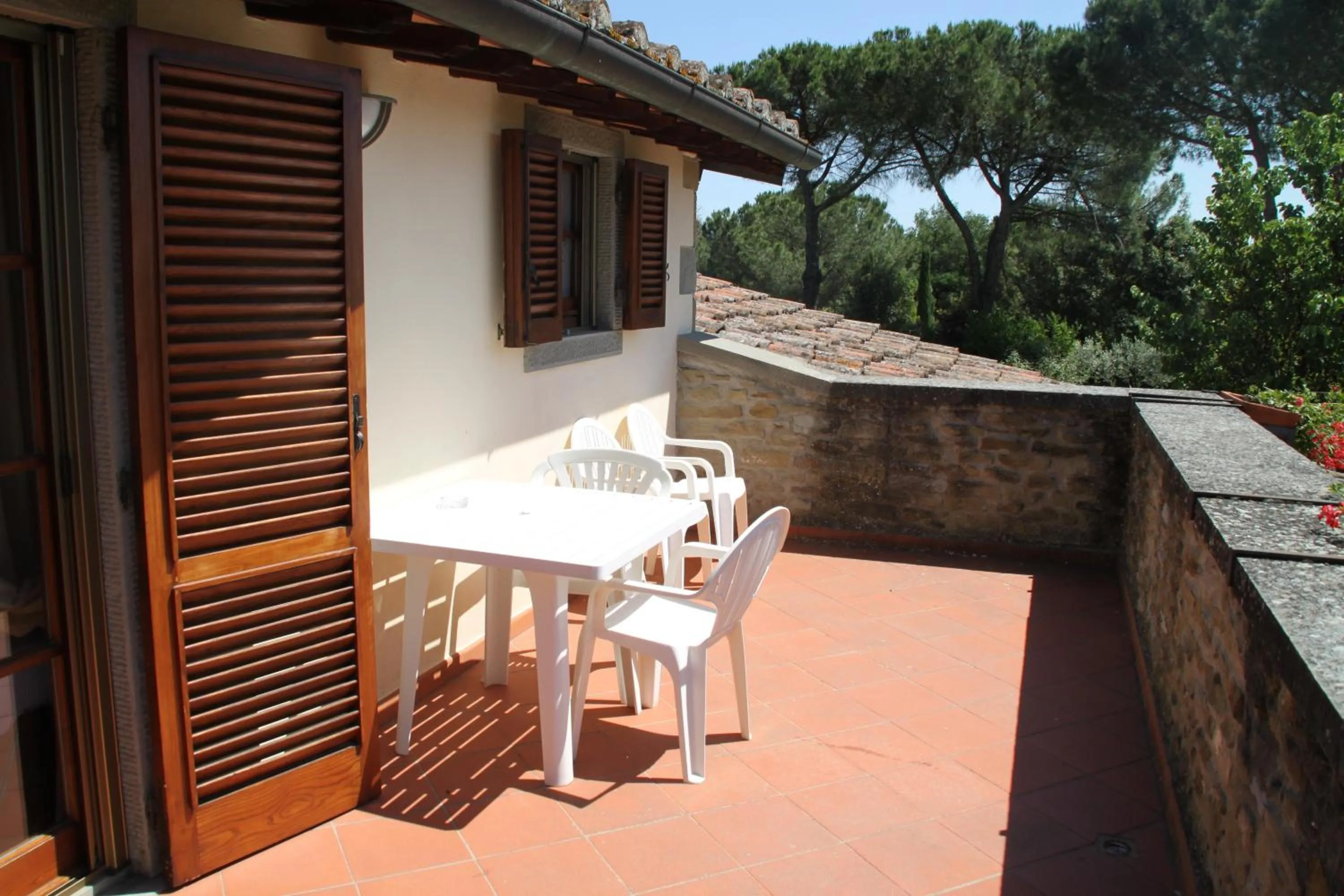 Day in Ortali Country House