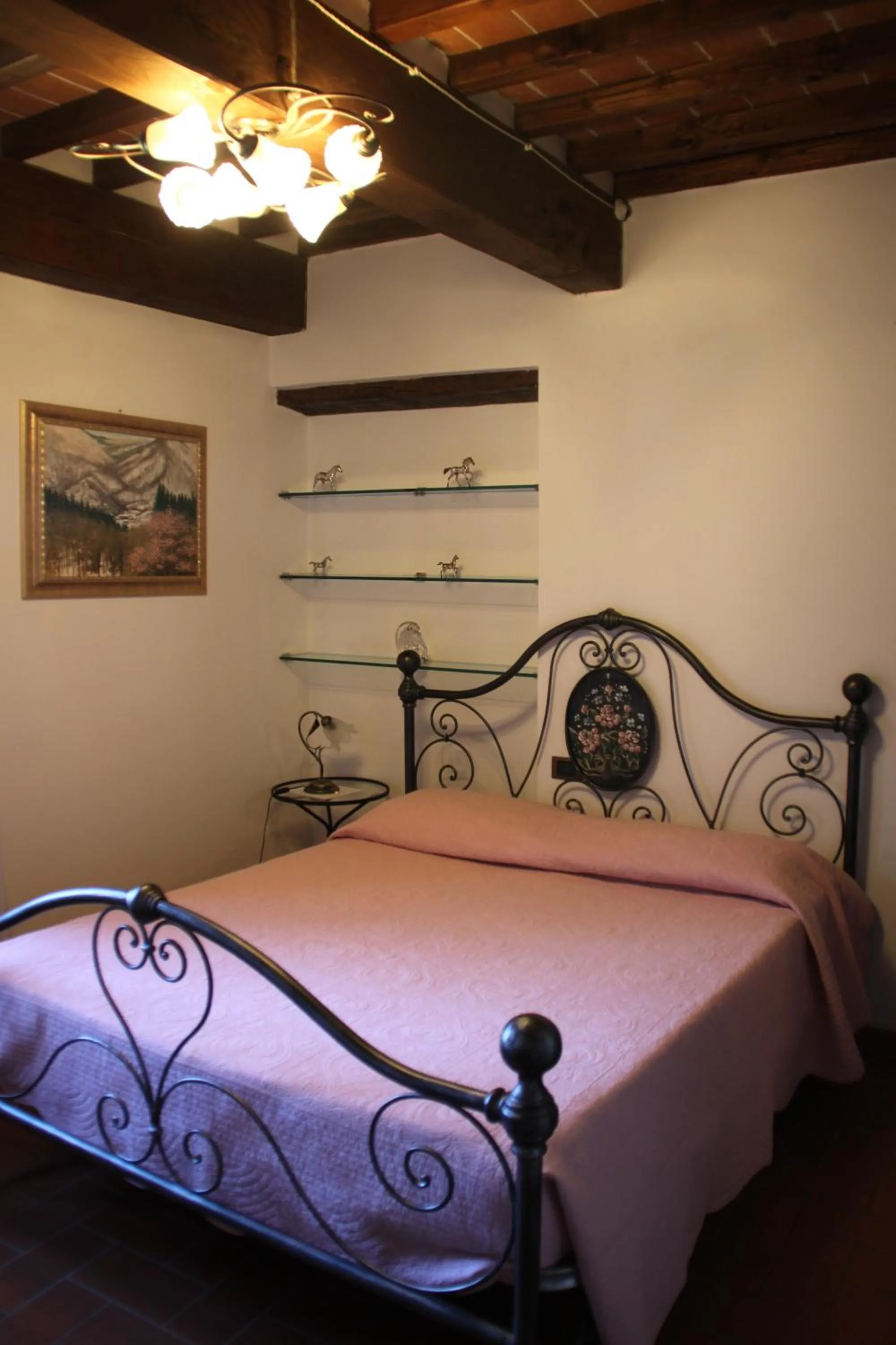 Photo of the whole room, Bed in Ortali Country House