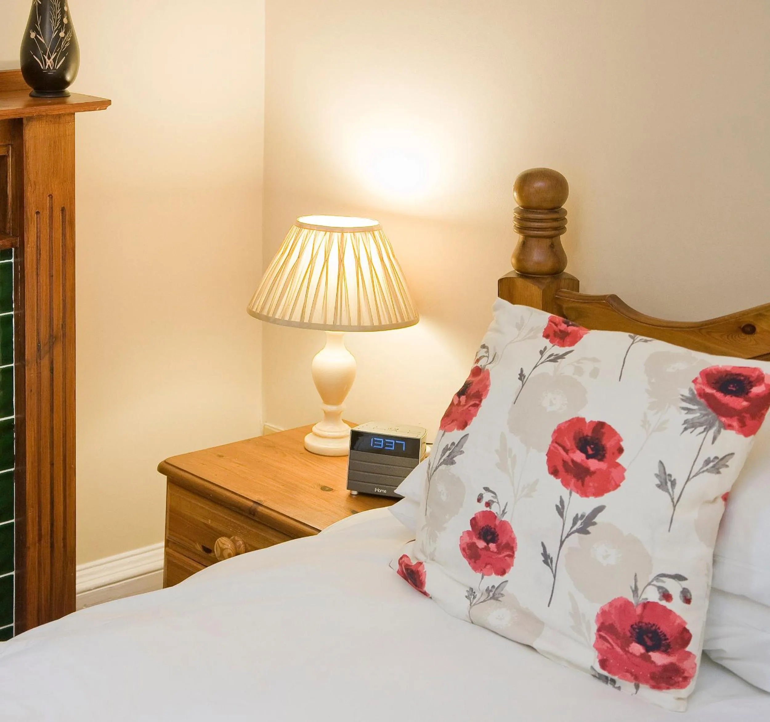 Bed in Knap Guest House