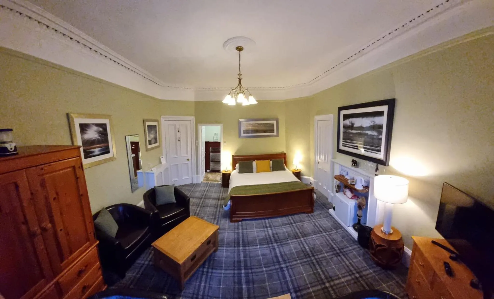 Photo of the whole room, Bed in Knap Guest House