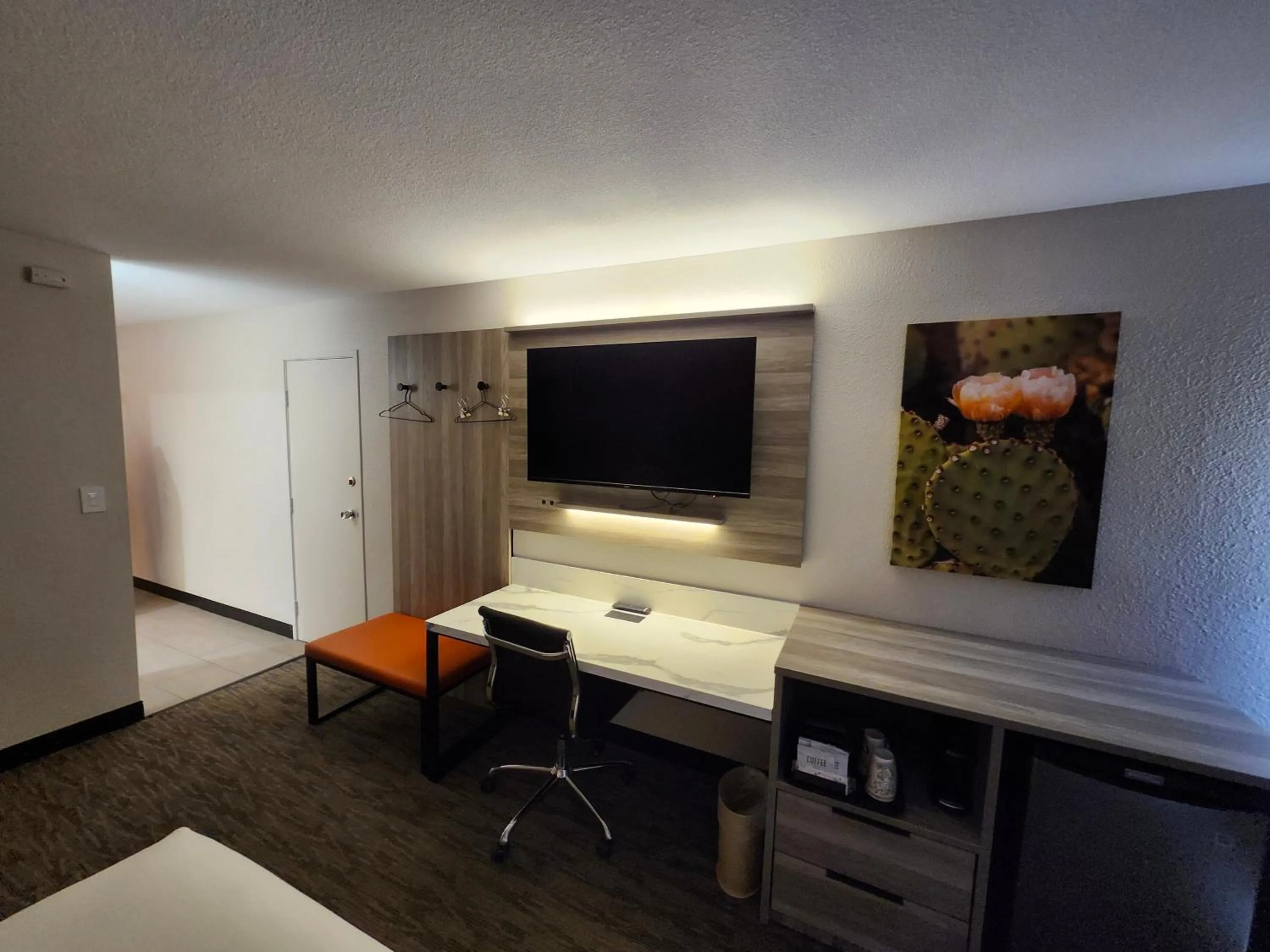 The Grand Inn Peoria