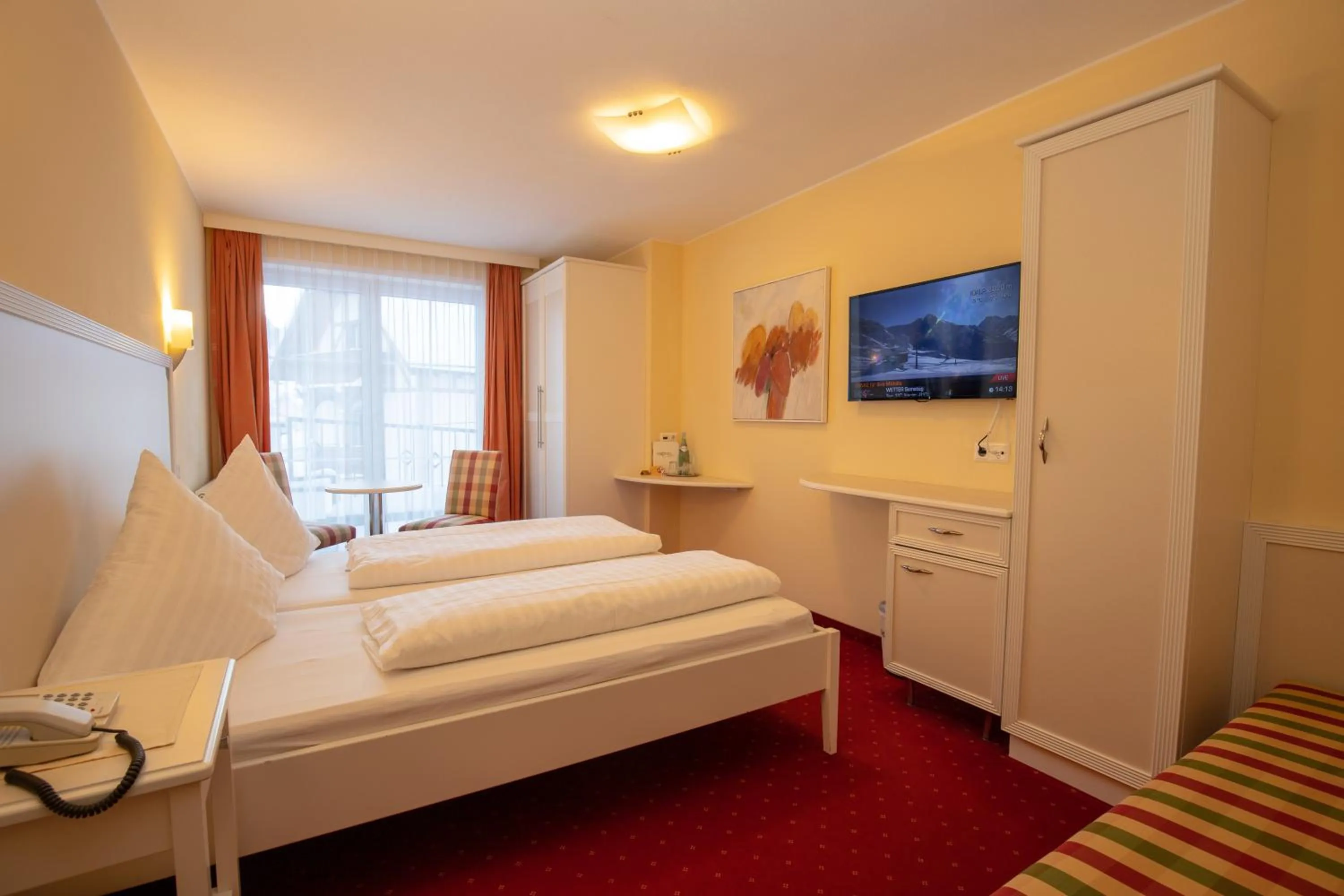 Decorative detail, Bed in The Hotel - himmlisch wohlfühlen