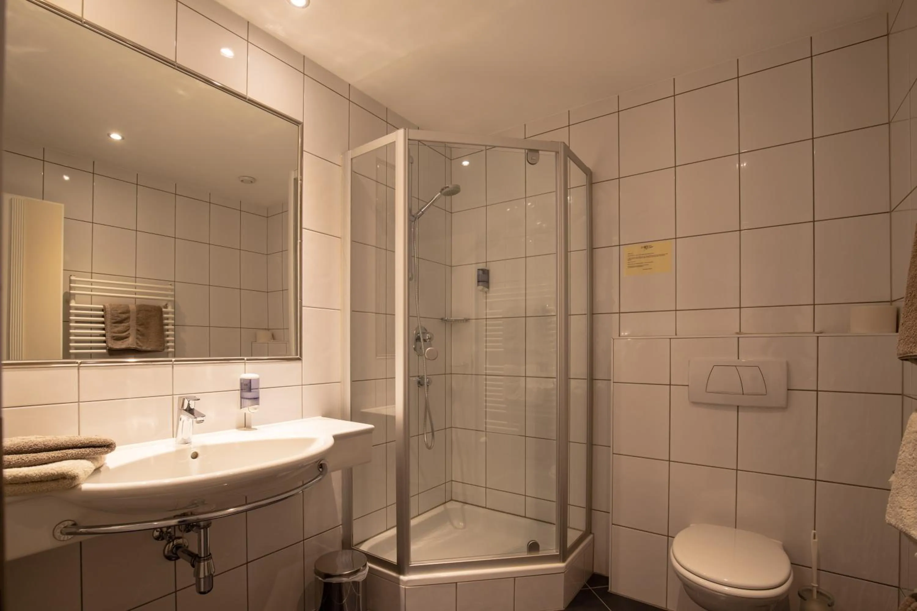 Bathroom in The Hotel - himmlisch wohlfühlen