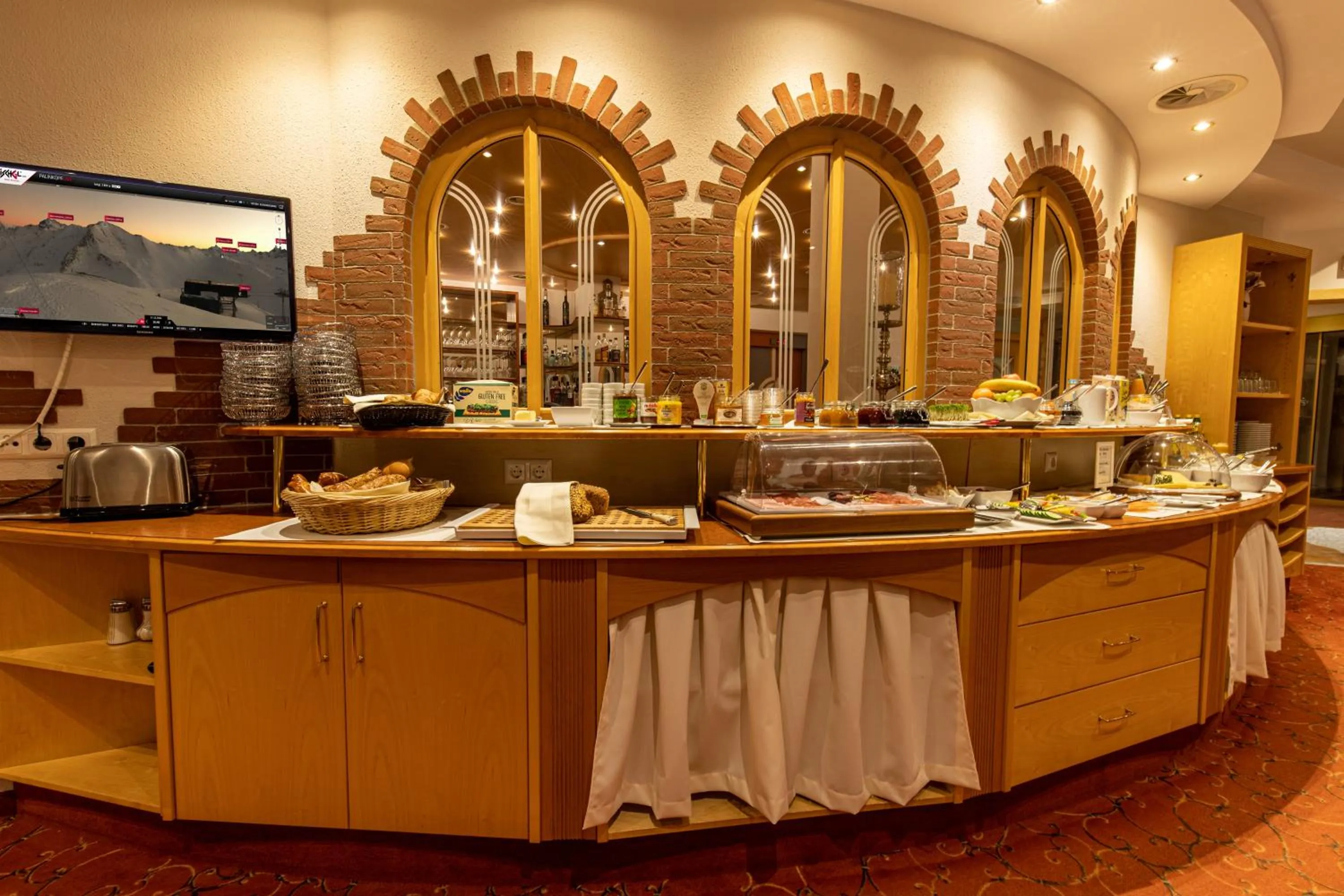 Restaurant/places to eat in The Hotel - himmlisch wohlfühlen