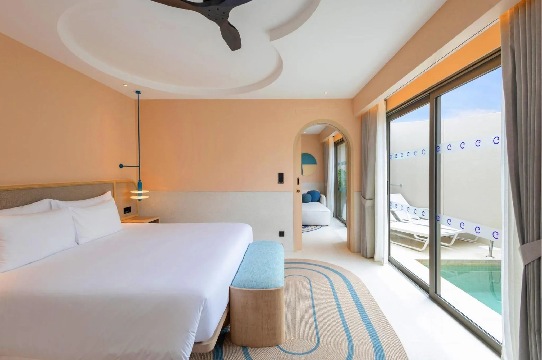 Photo of the whole room, Bed in Centara Karon Resort Phuket