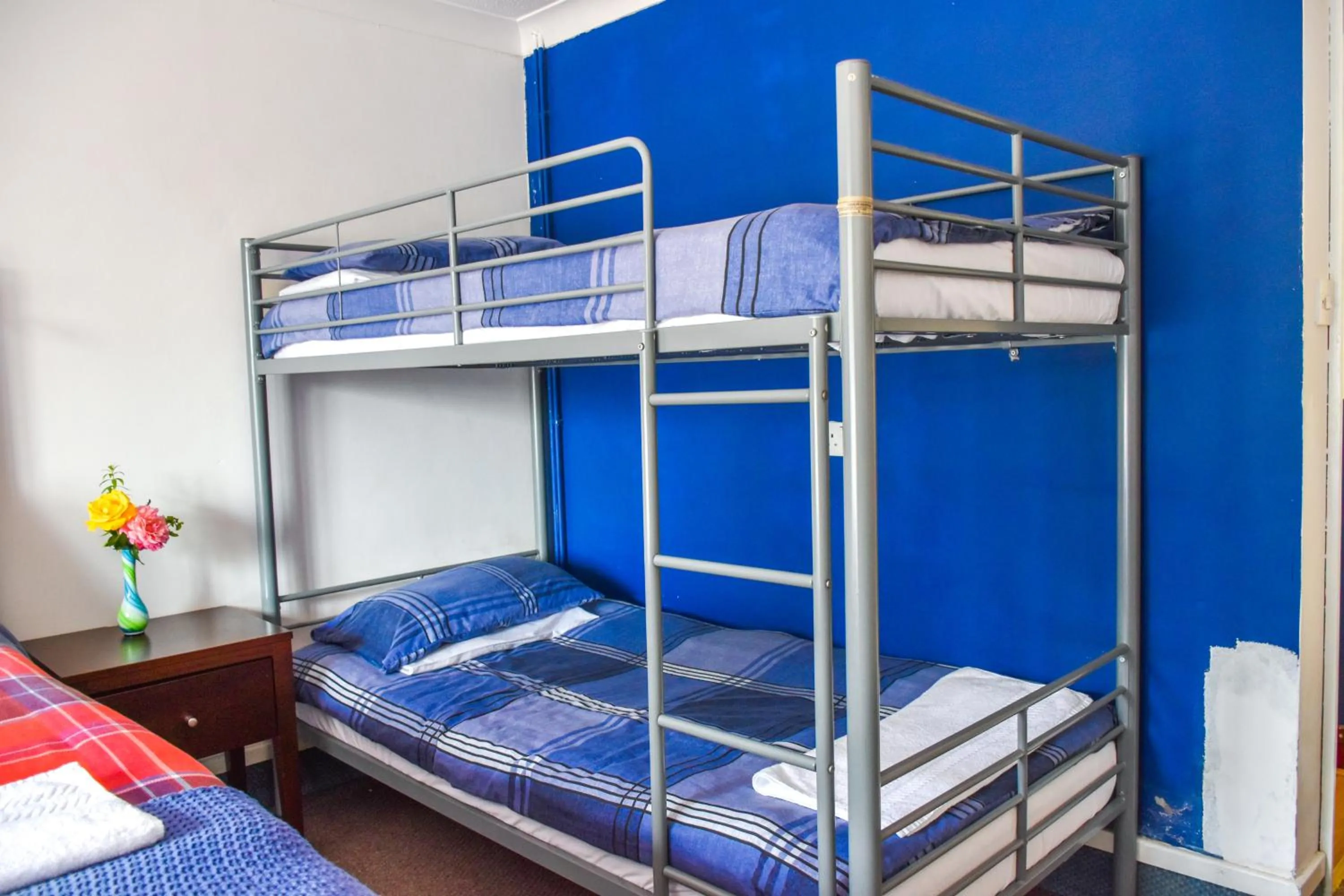 bunk bed, Bed in Gatwick Castle B&B