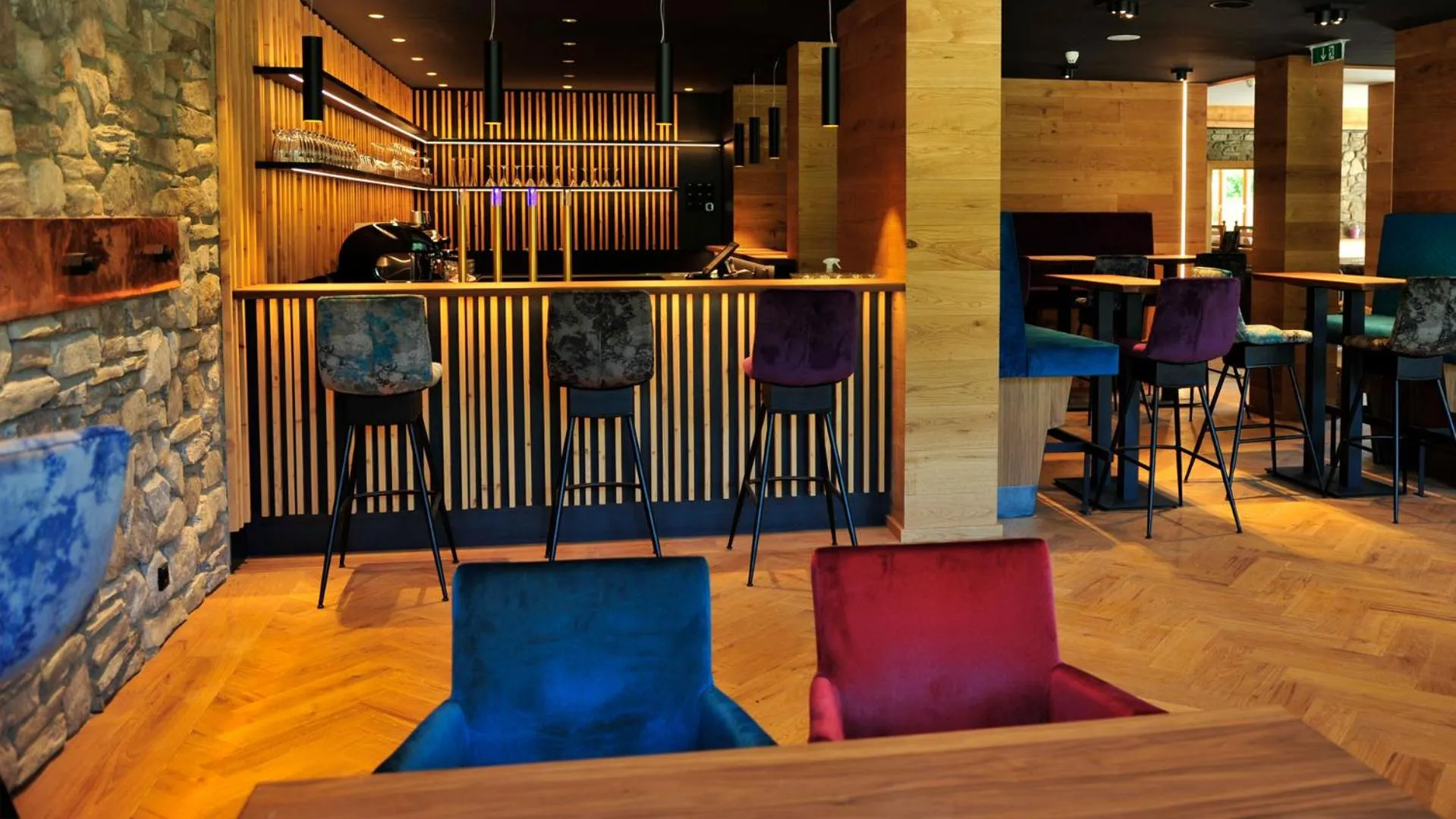 Lounge or bar in Hotel Königsblick by keyone