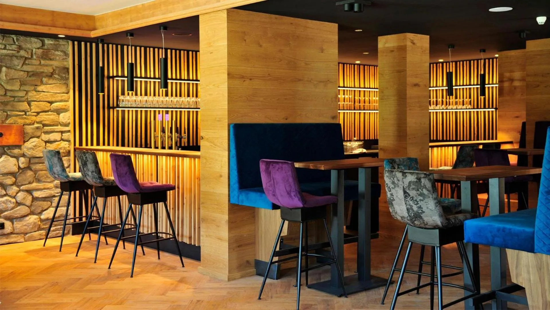 Seating area in Hotel Königsblick by keyone