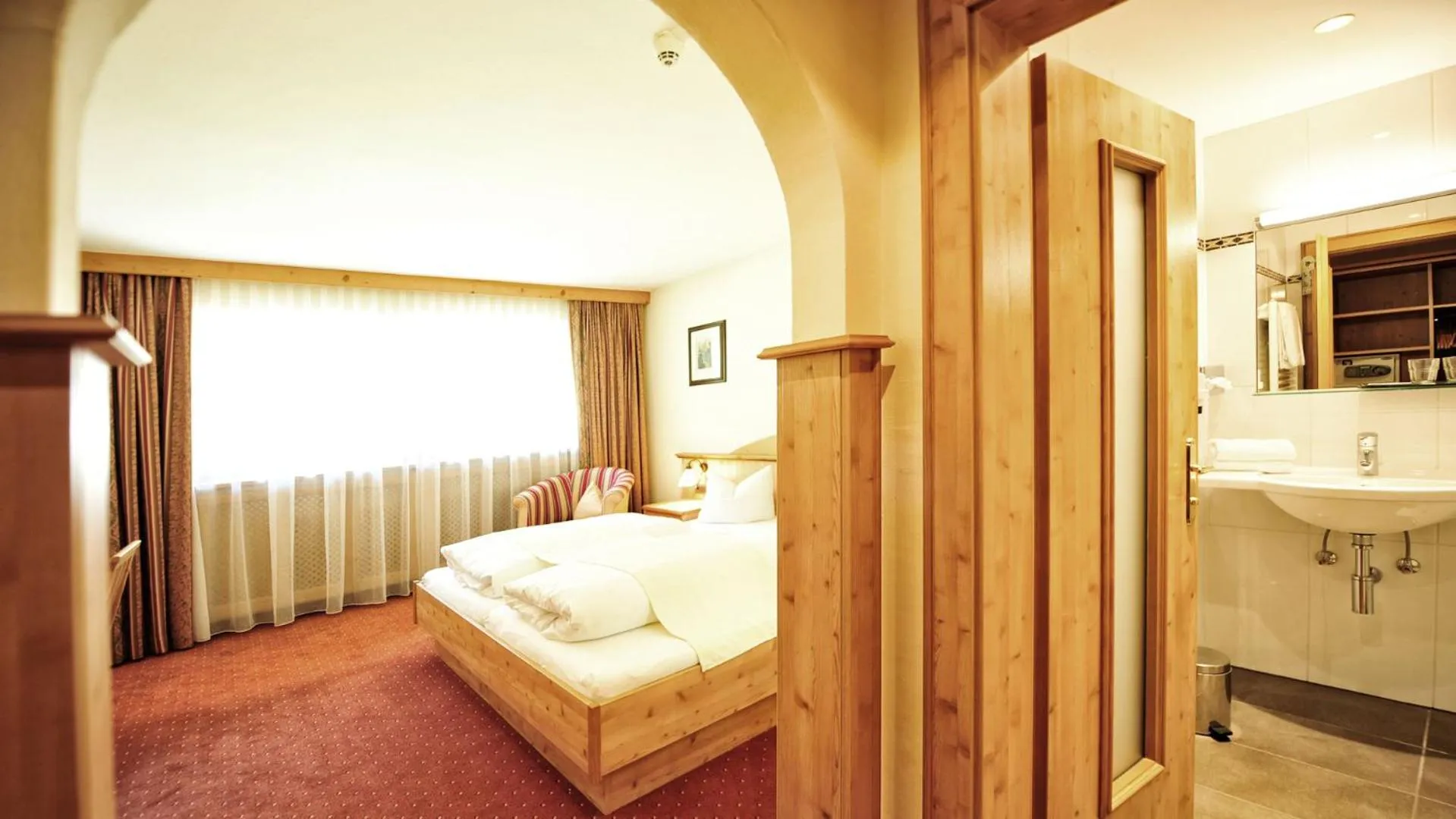 Photo of the whole room in Hotel Königsblick by keyone