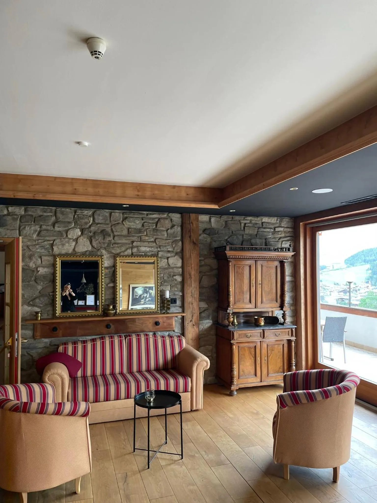 On site in Hotel Königsblick by keyone